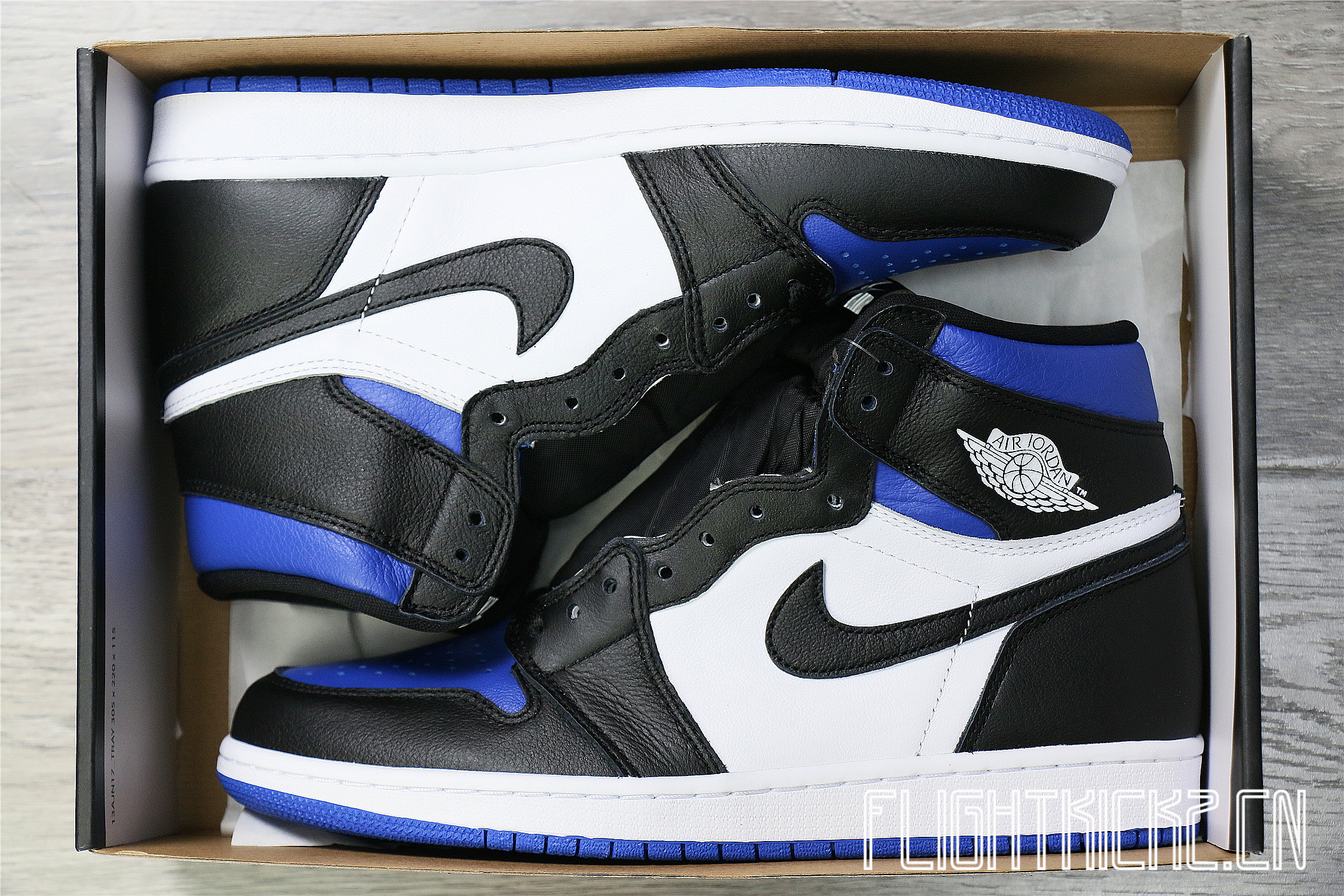 AIR JORDAN 1 Retro Royal Toe 2020
