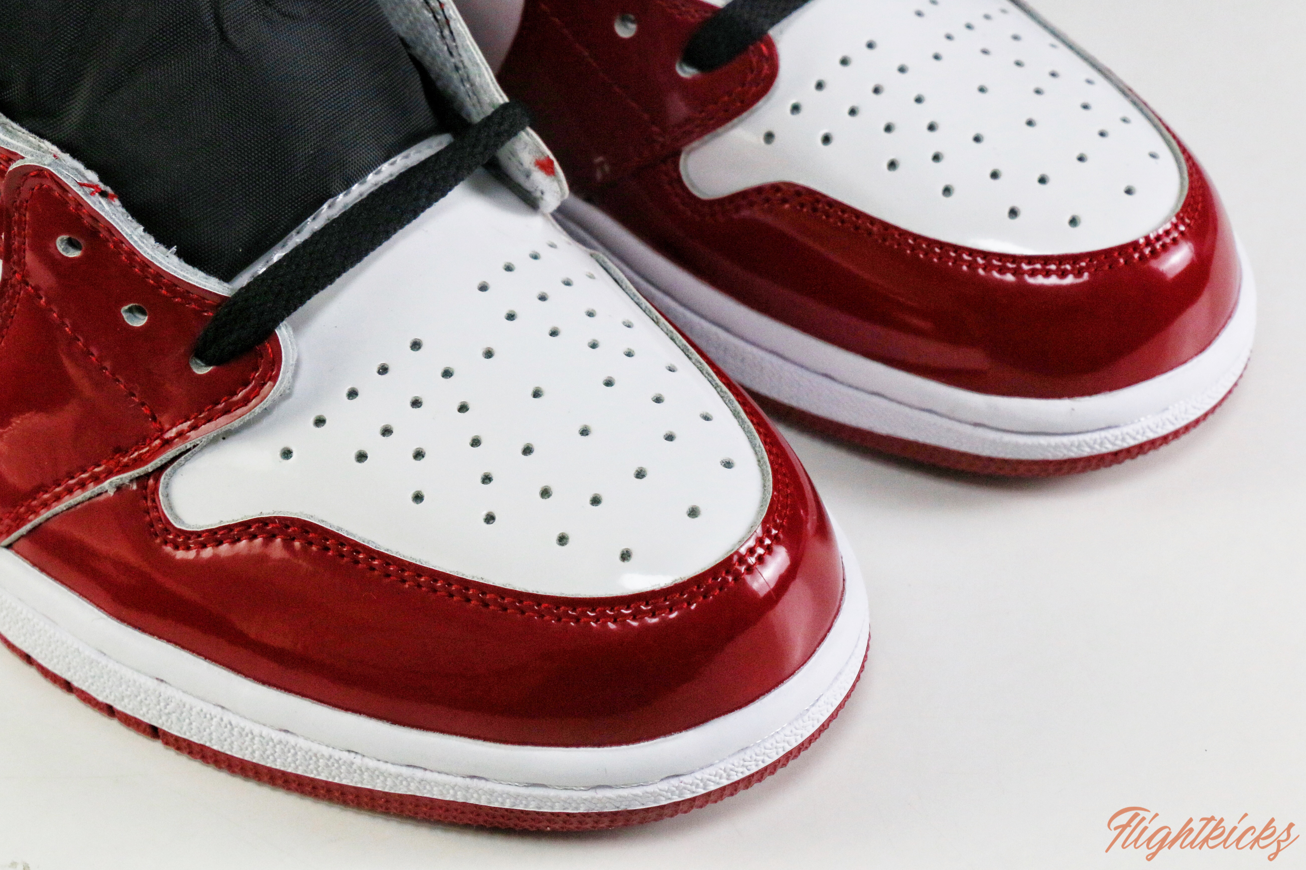 Air Jordan 1 Retro Fearless 2019