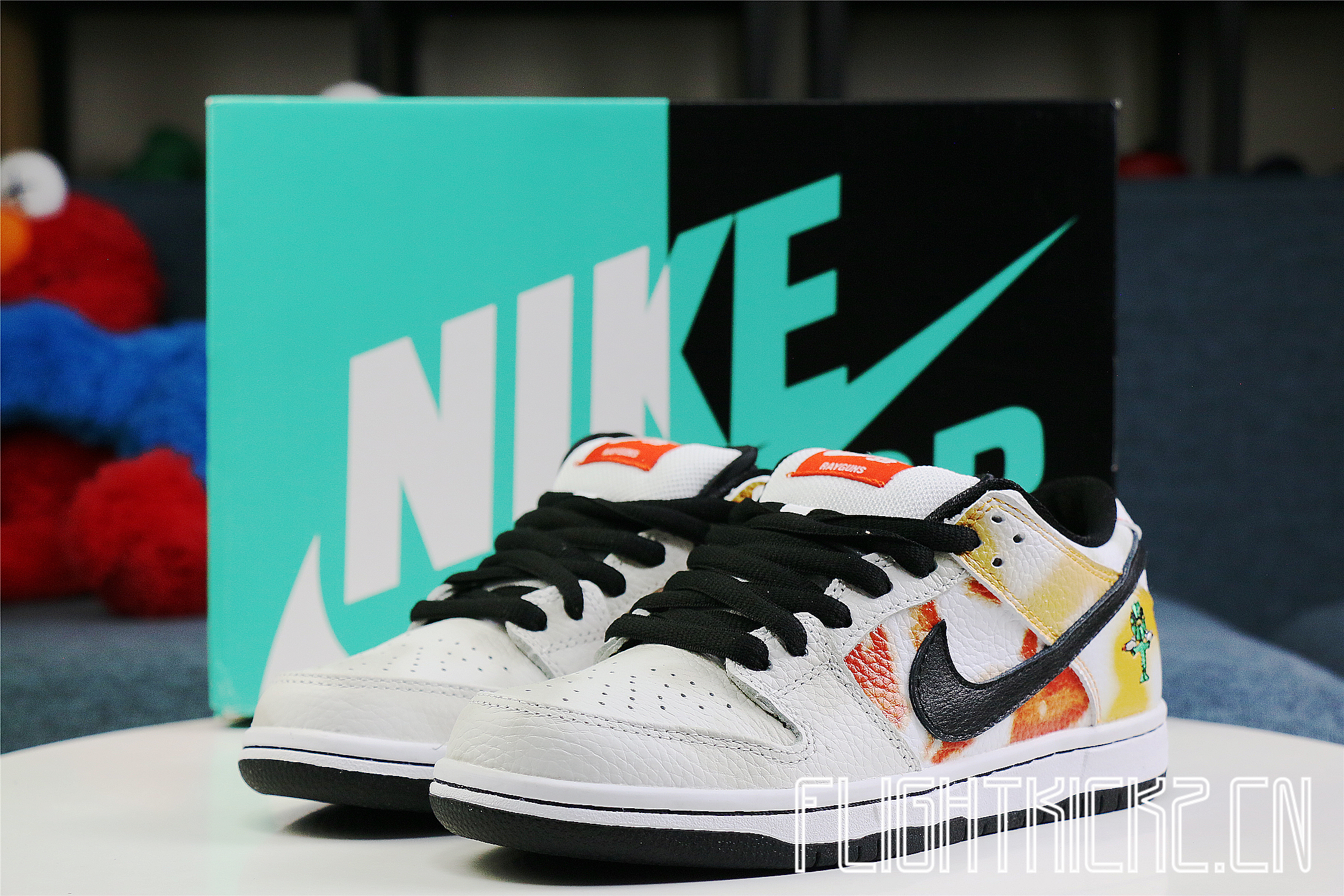 Nike SB Dunk Low Raygun Tie-Dye White 2019(LN5 A1 Batch)