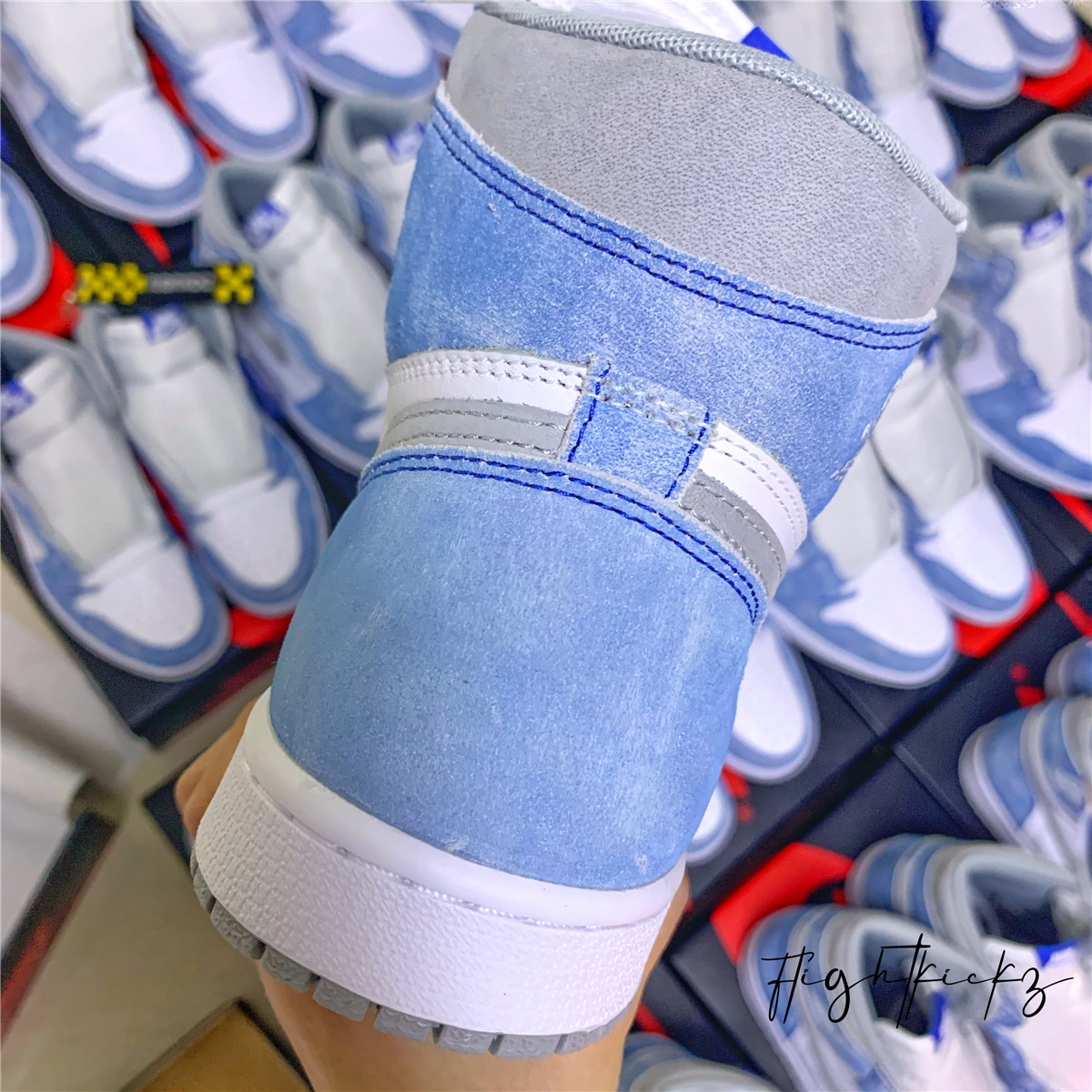Jordan 1 Retro High OG Hyper Royal 2021(LN5 A1)