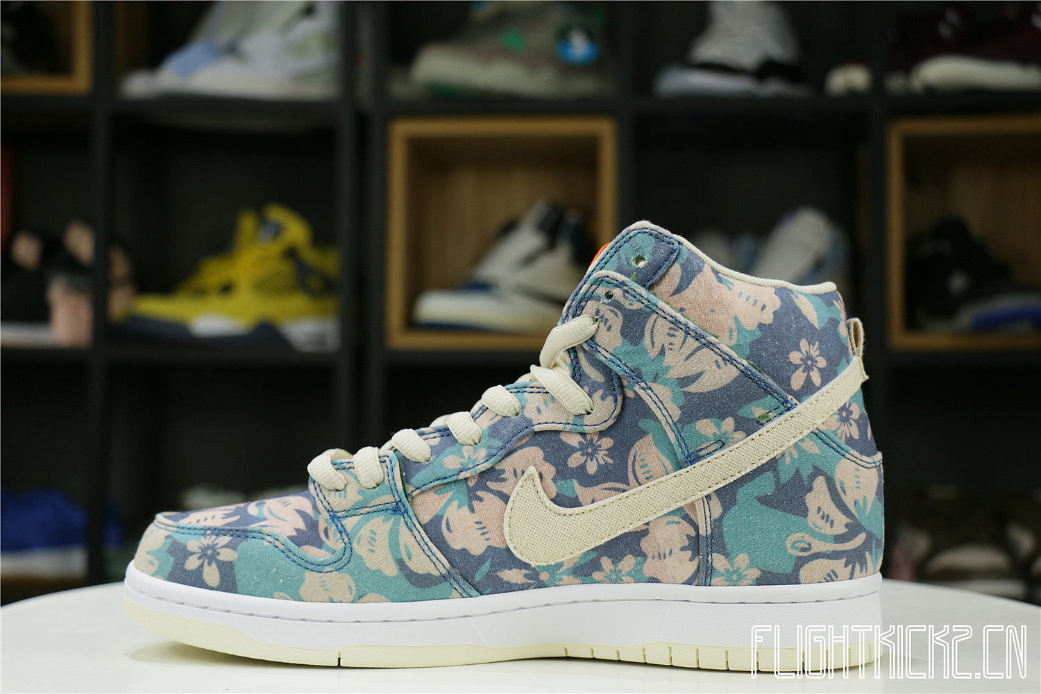 Nike SB Dunk High Hawaii