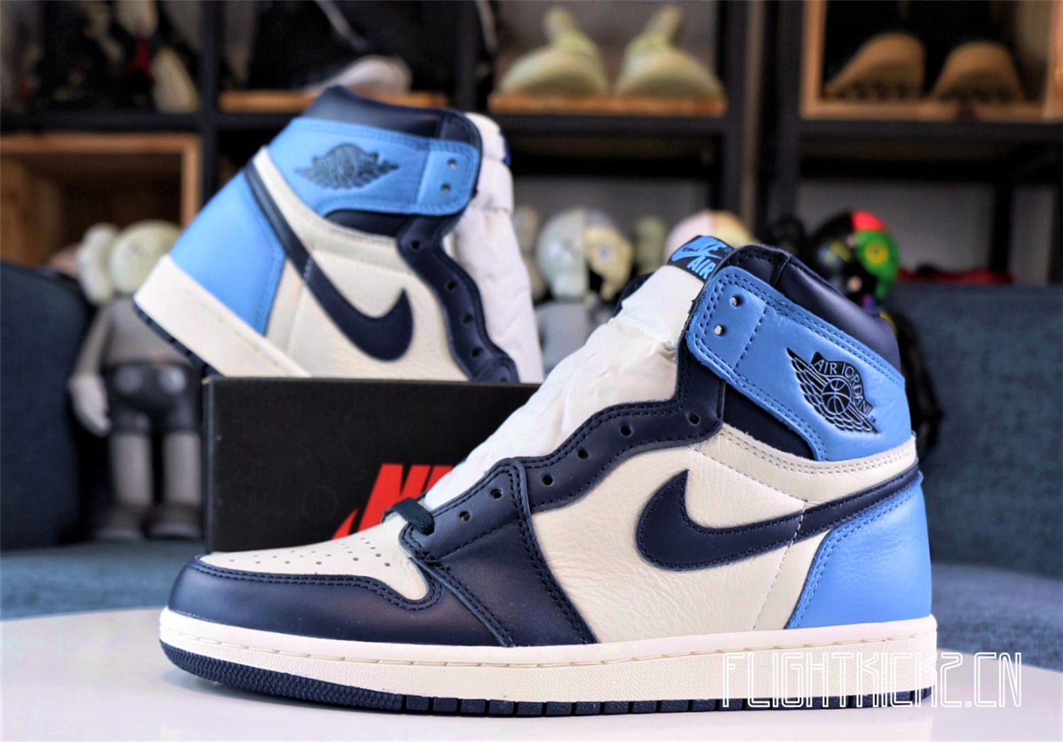 Jordan 1 Retro High Obsidian UNC