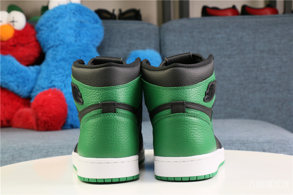 Air Jordan 1 Retro Pine Green 2.0 2020