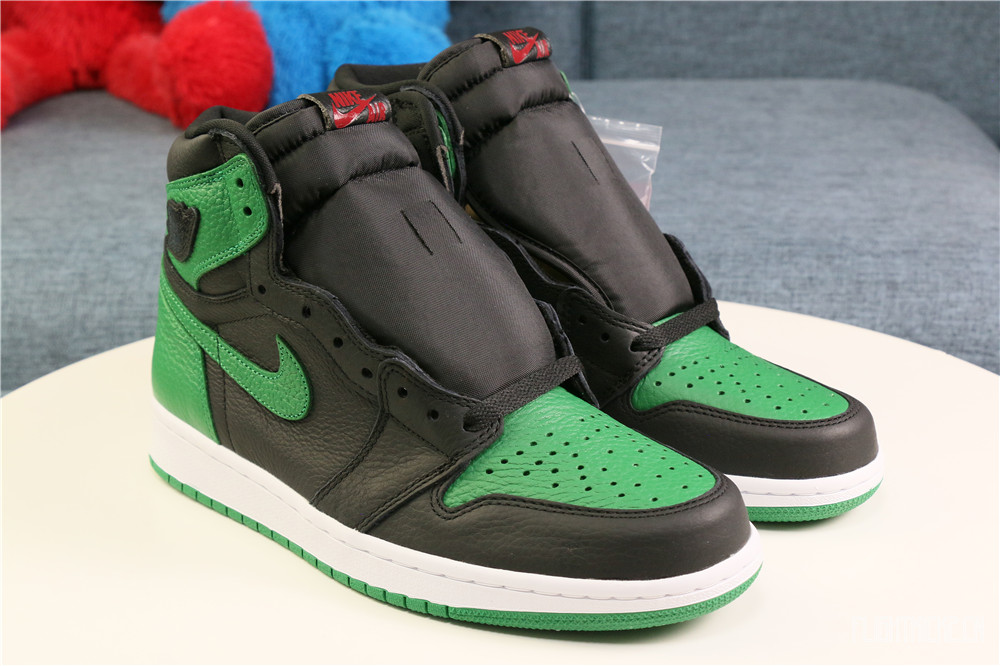 Air Jordan 1 Retro Pine Green 2.0 2020