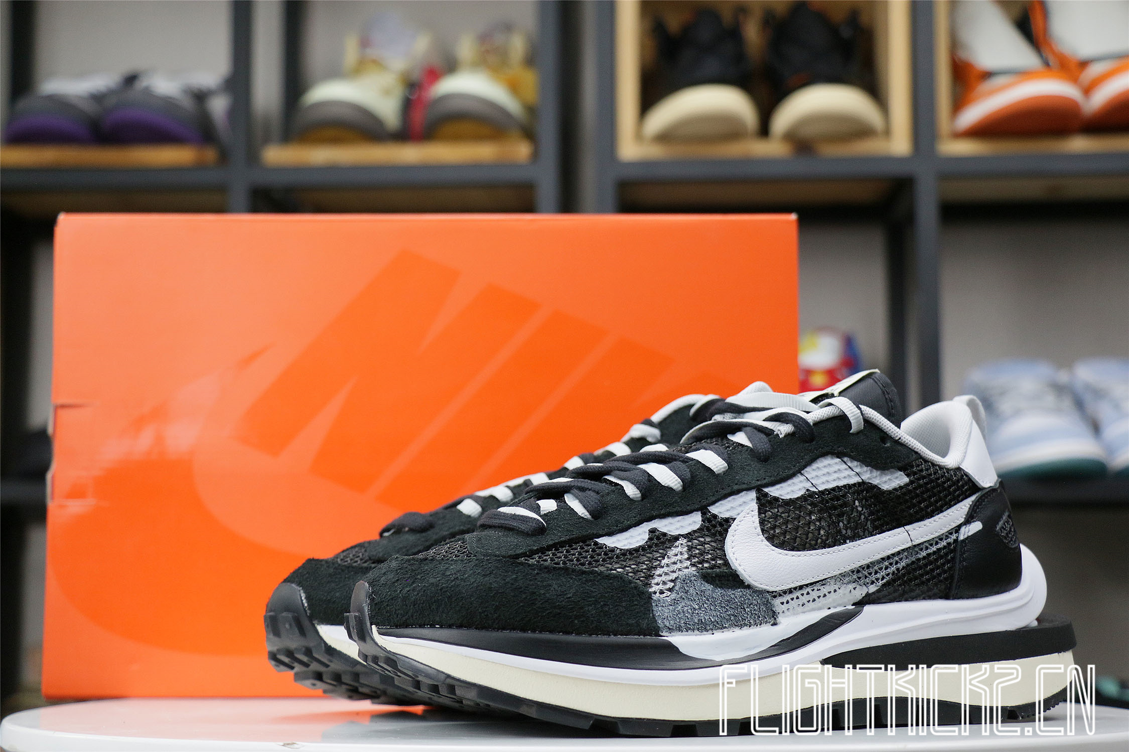 Sacai x Nike Vaporwaffle Black White (LN5 A1)