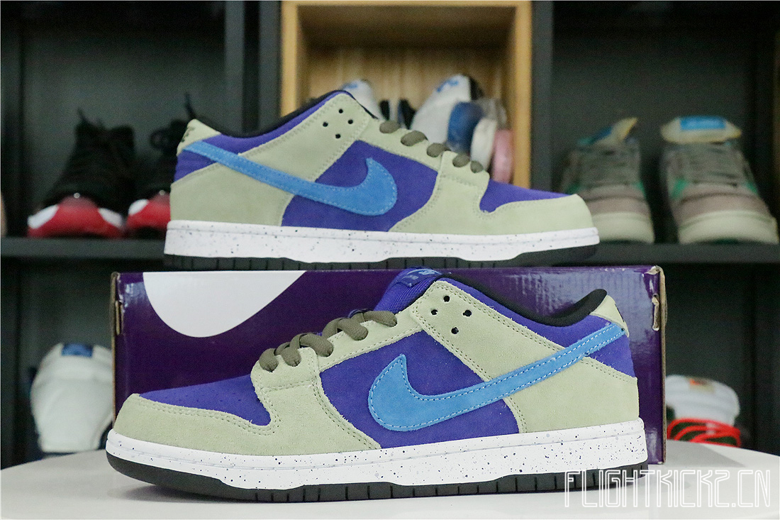 Nike Dunk Low SB ACG Celadon