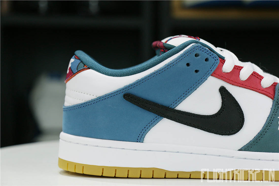 Nike Dunk SB Low Pro QS Parra (Friends & Family) (2021)