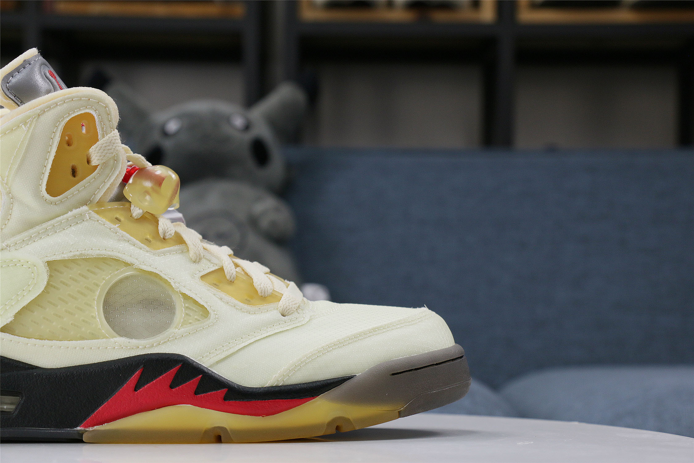 Off White x Air Jordan 5 Retro Sail/Plot twist (LN5 A1 Batch)