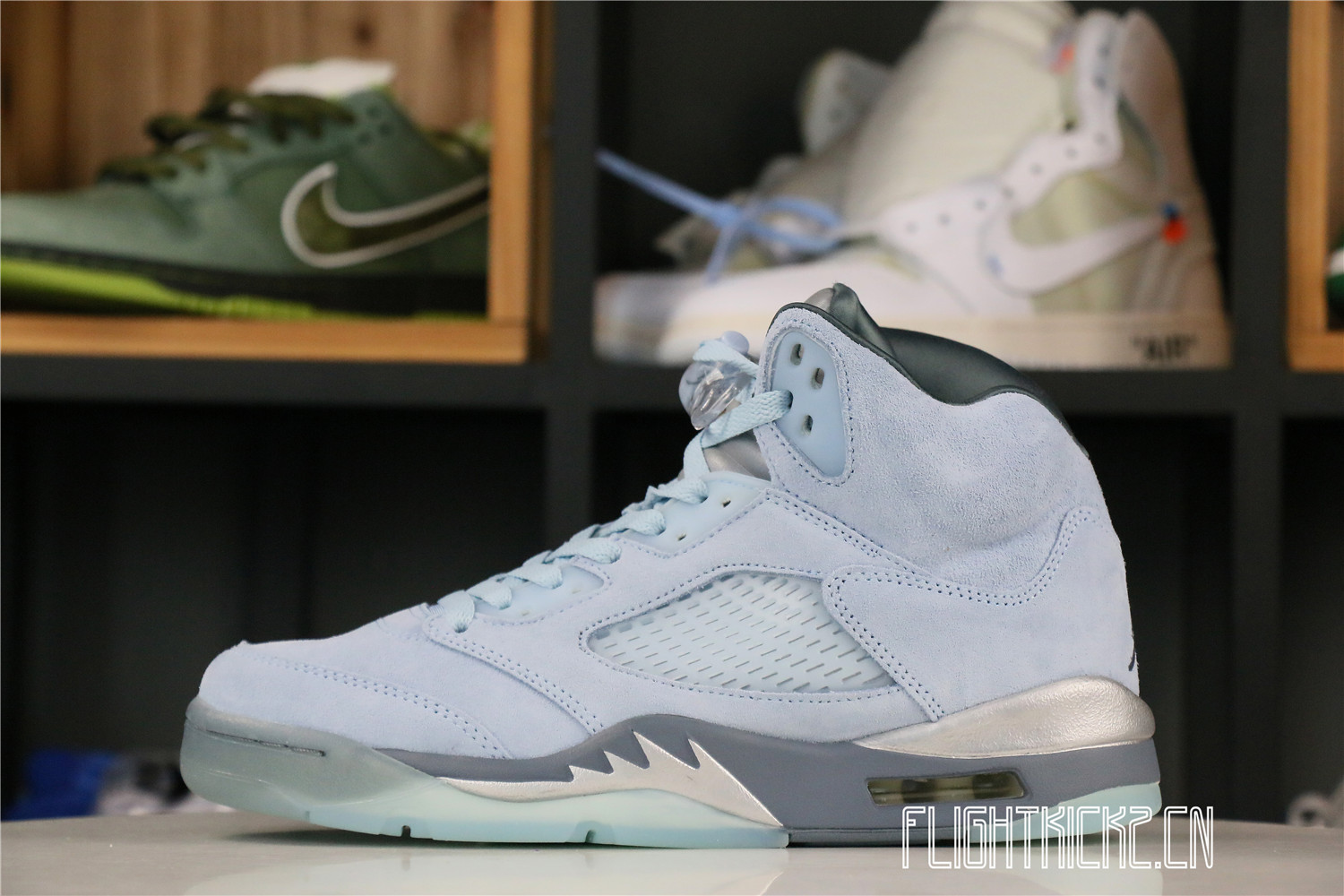 Jordan 5 Retro Bluebird (W)