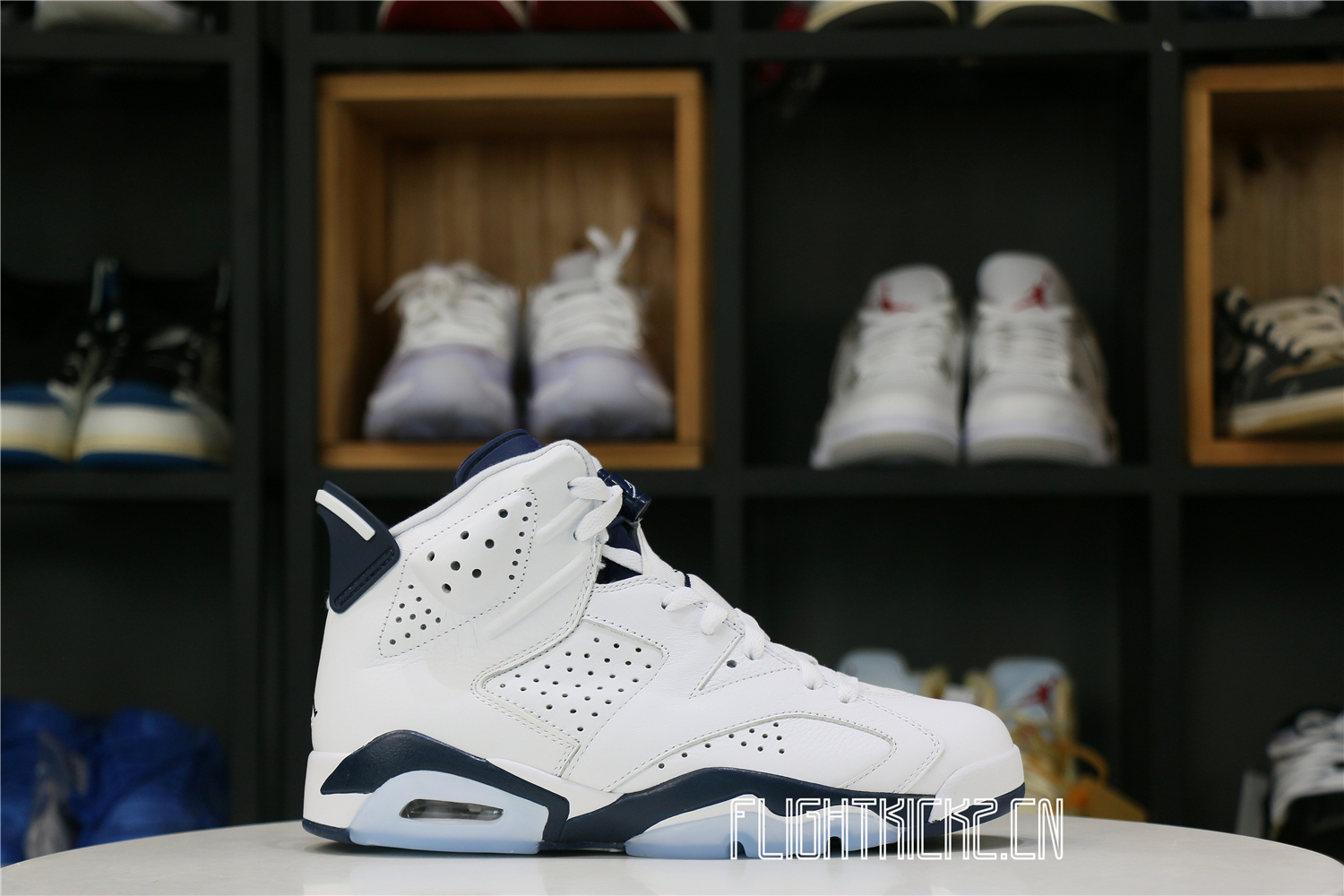 Jordan 6 Retro Midnight Navy (2022)