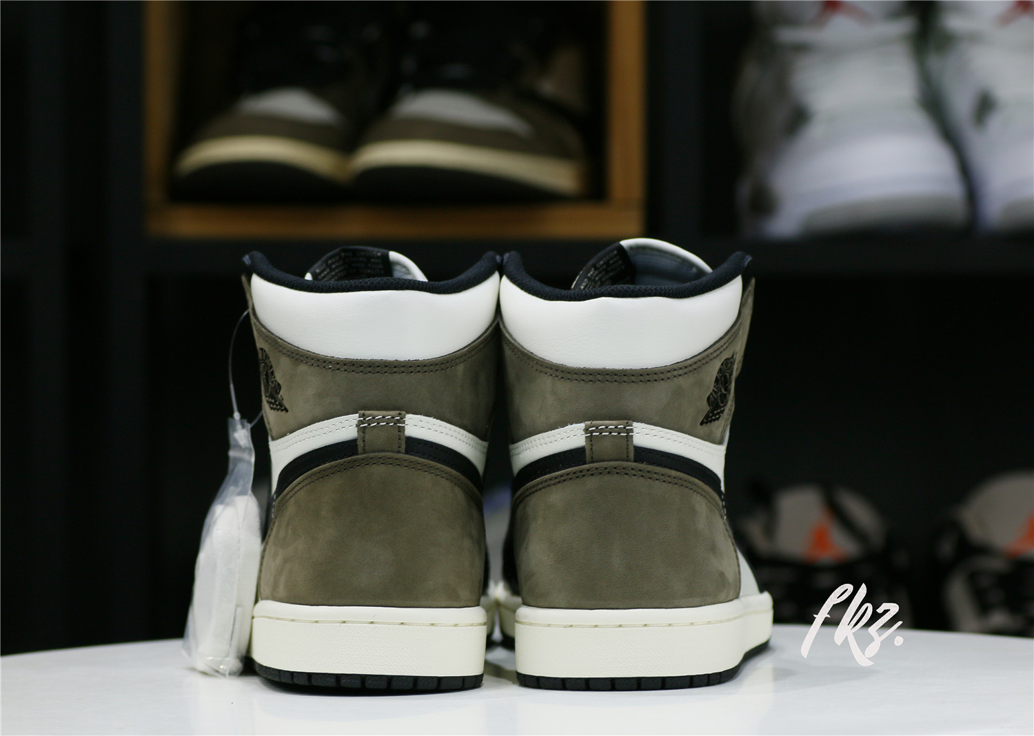 Jordan 1 Retro High Dark Mocha 2020 (LN5 A1 Batch)