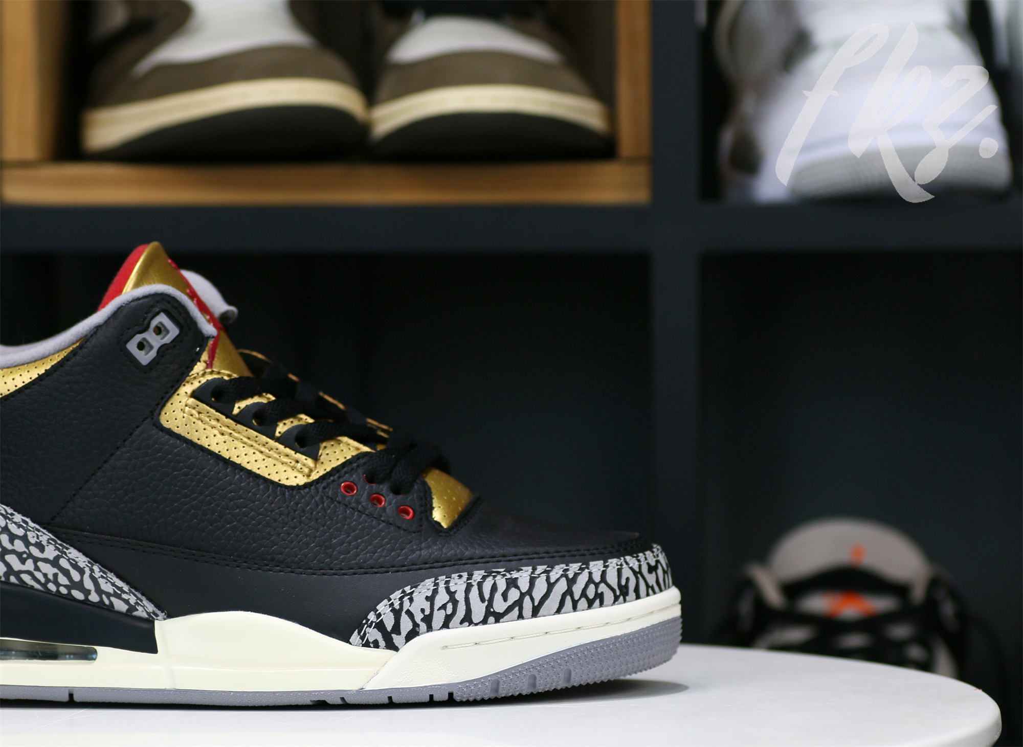 Air Jordan 3 “Black Cement Gold” 2022