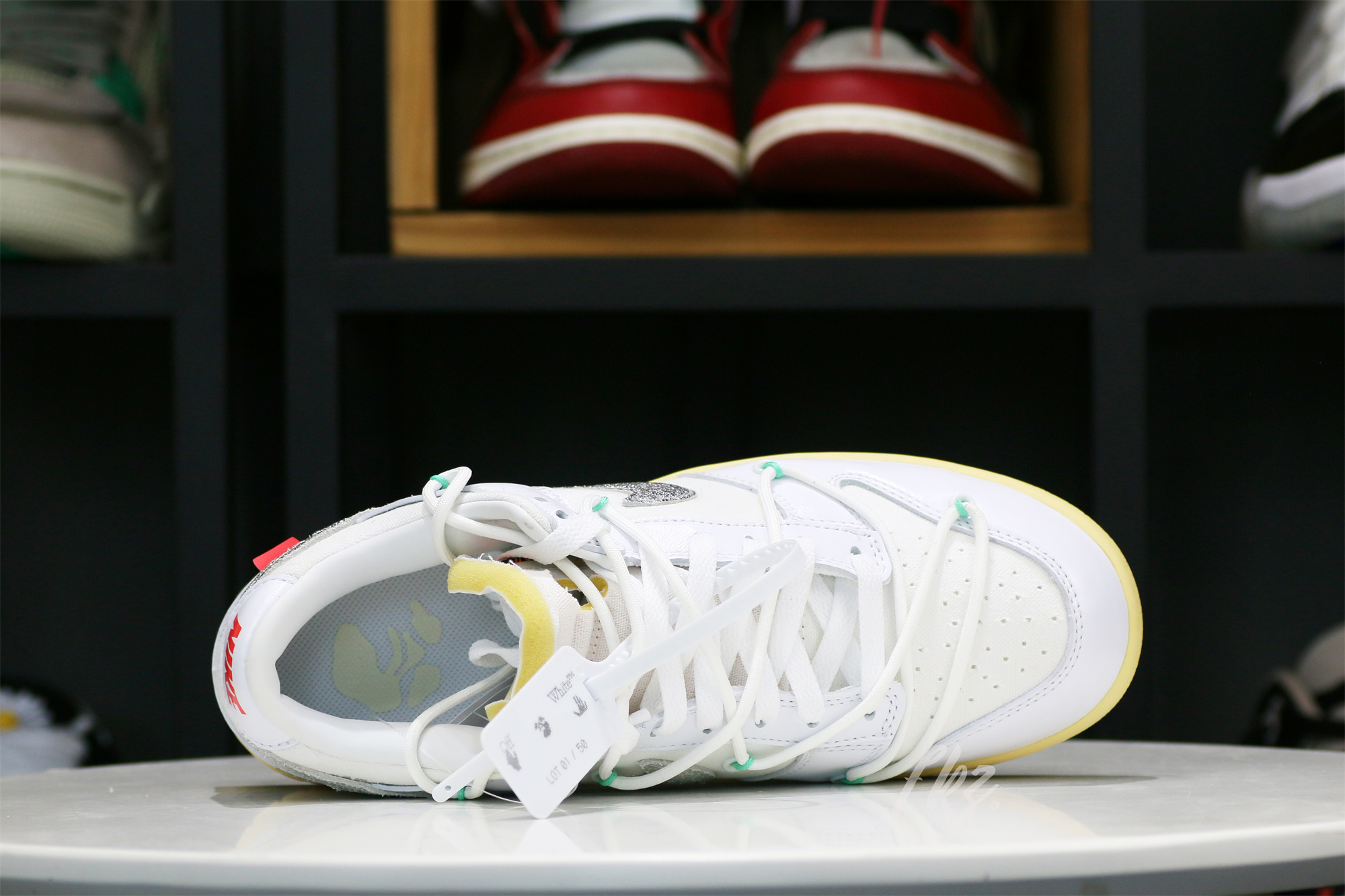 Nike Dunk Low Off-White Lot 1