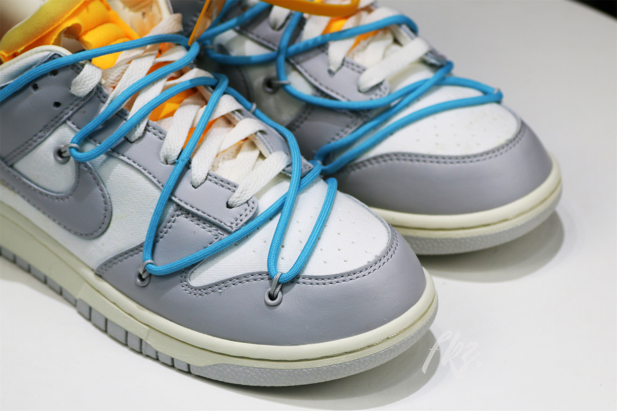 Nike Dunk Low Off-White Lot 2