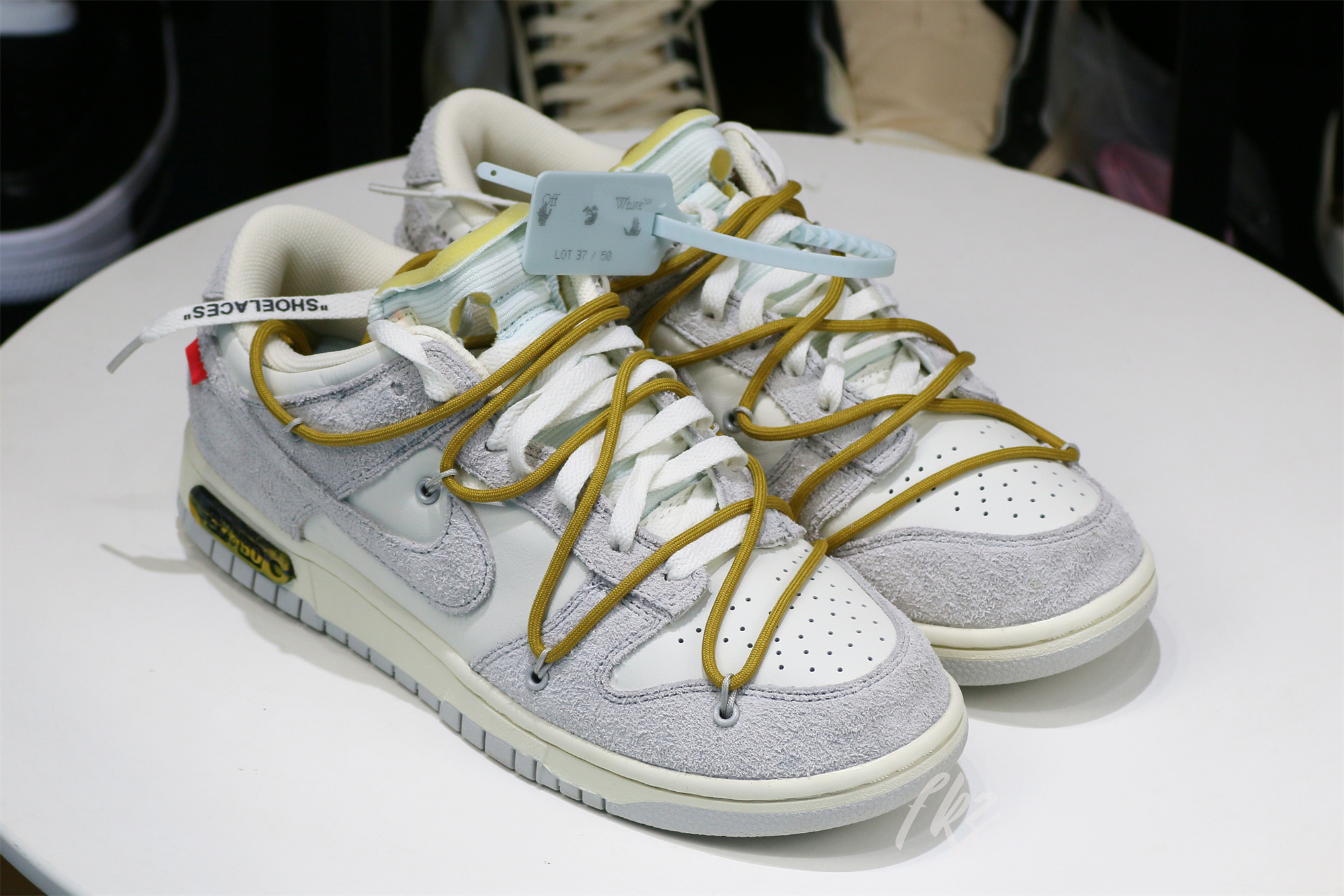 Nike Dunk Low Off-White Lot 37