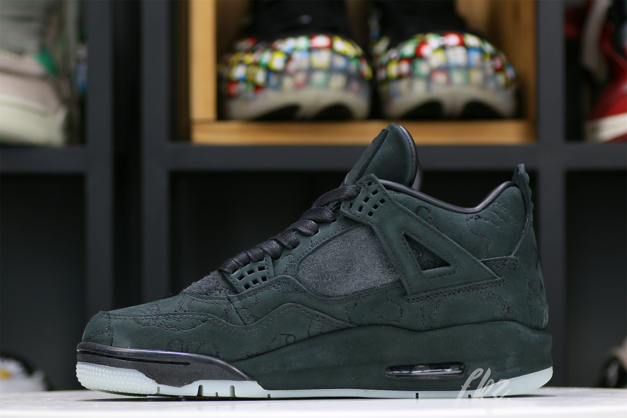 Kaws X Air Jordan 4 Retro Black 2017( Ln5 A1 Batch)