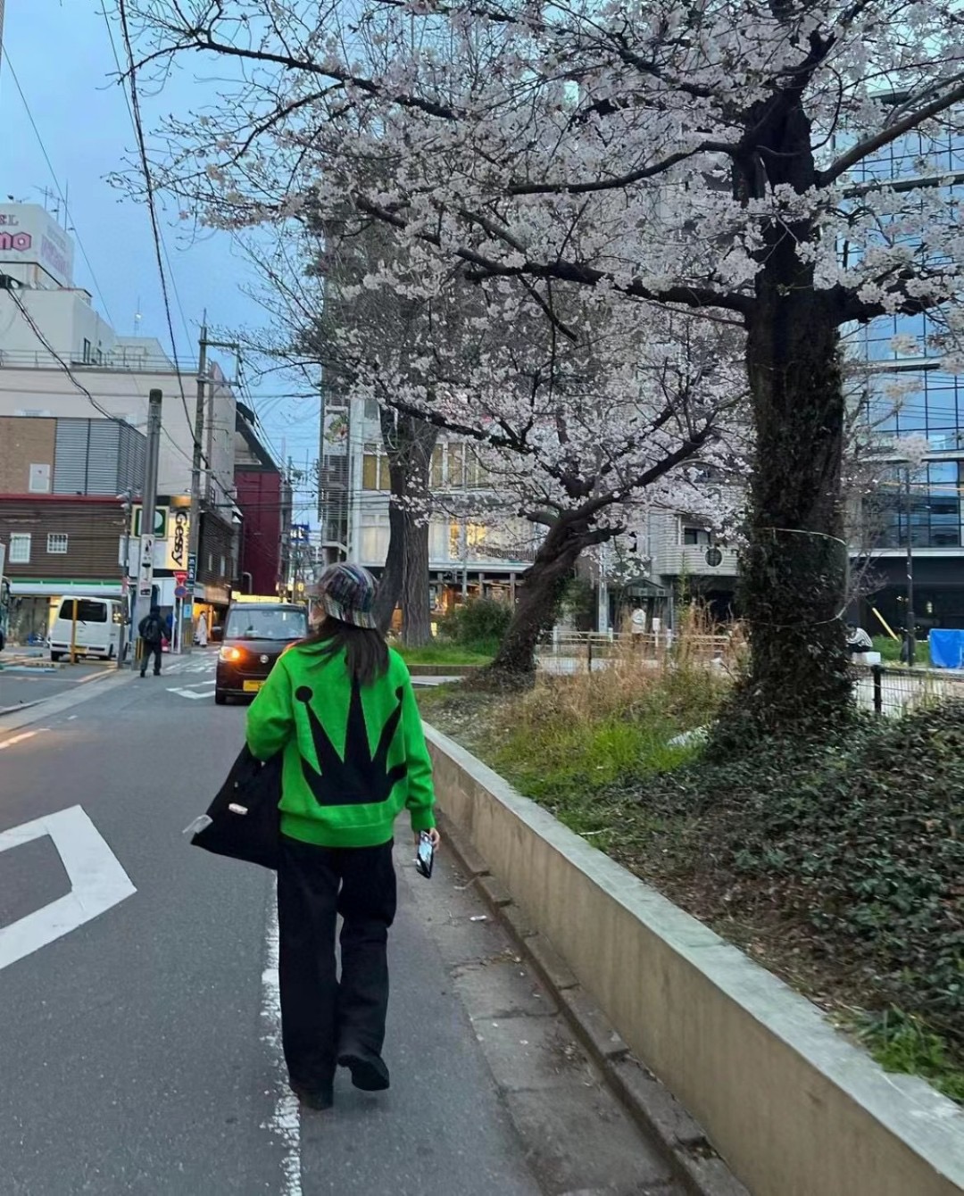 Stussy22SS Crown Crew Neck Pullover Long Sleeve Sweater