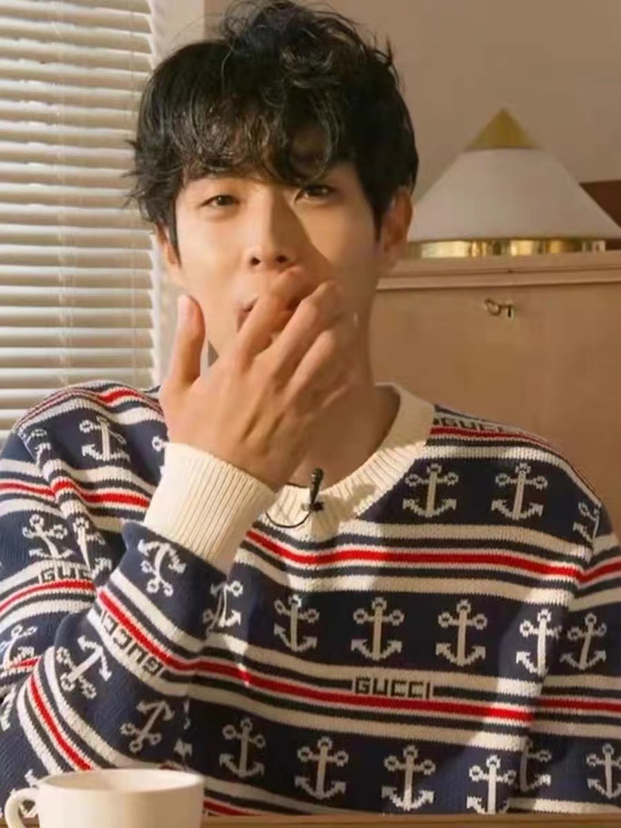 GUC1 guc anchor jacquard wool sweater