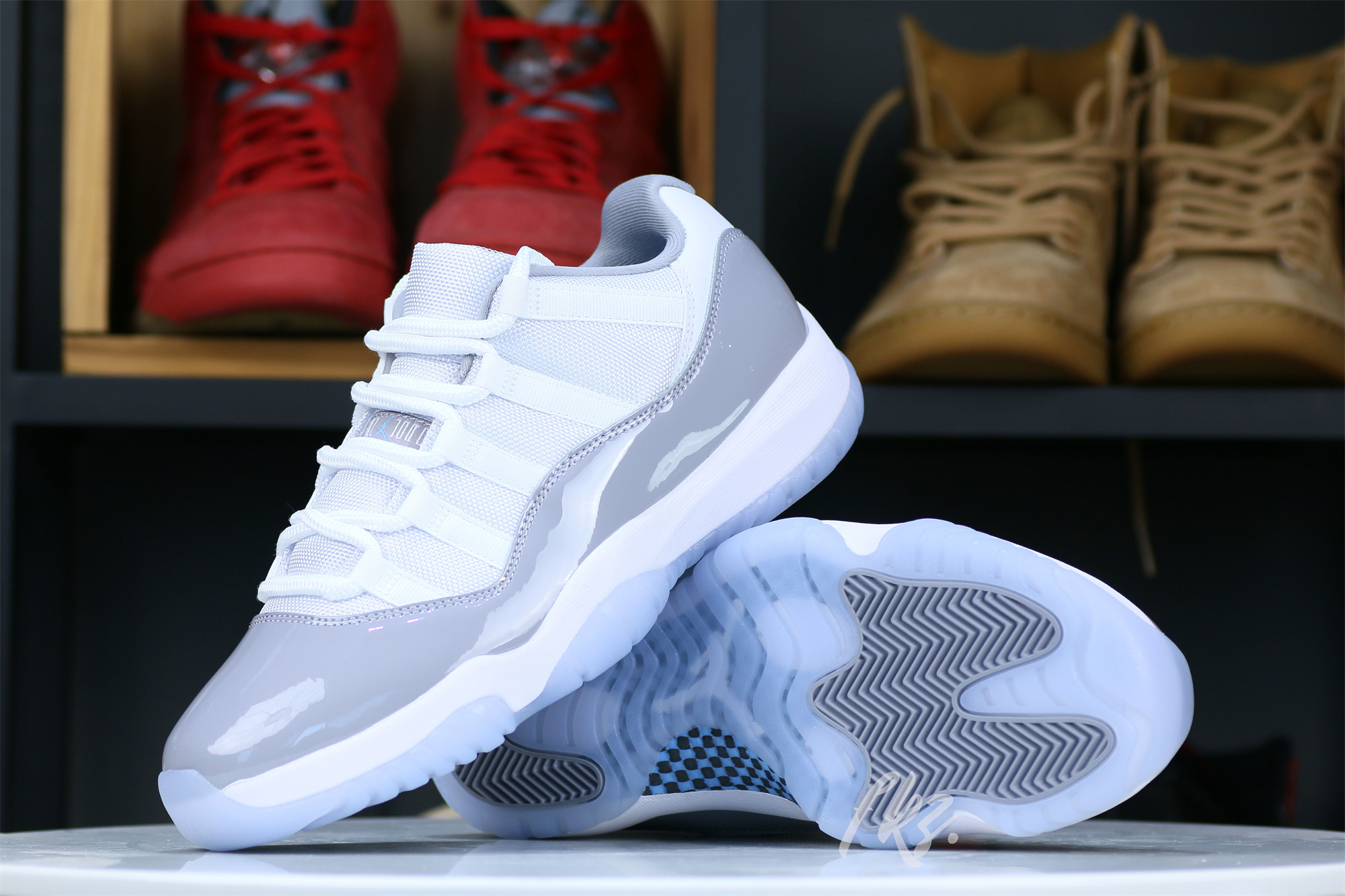 Air Jordan 11 Retro Low Cement Grey 2023 (LN5 A1 Batch)