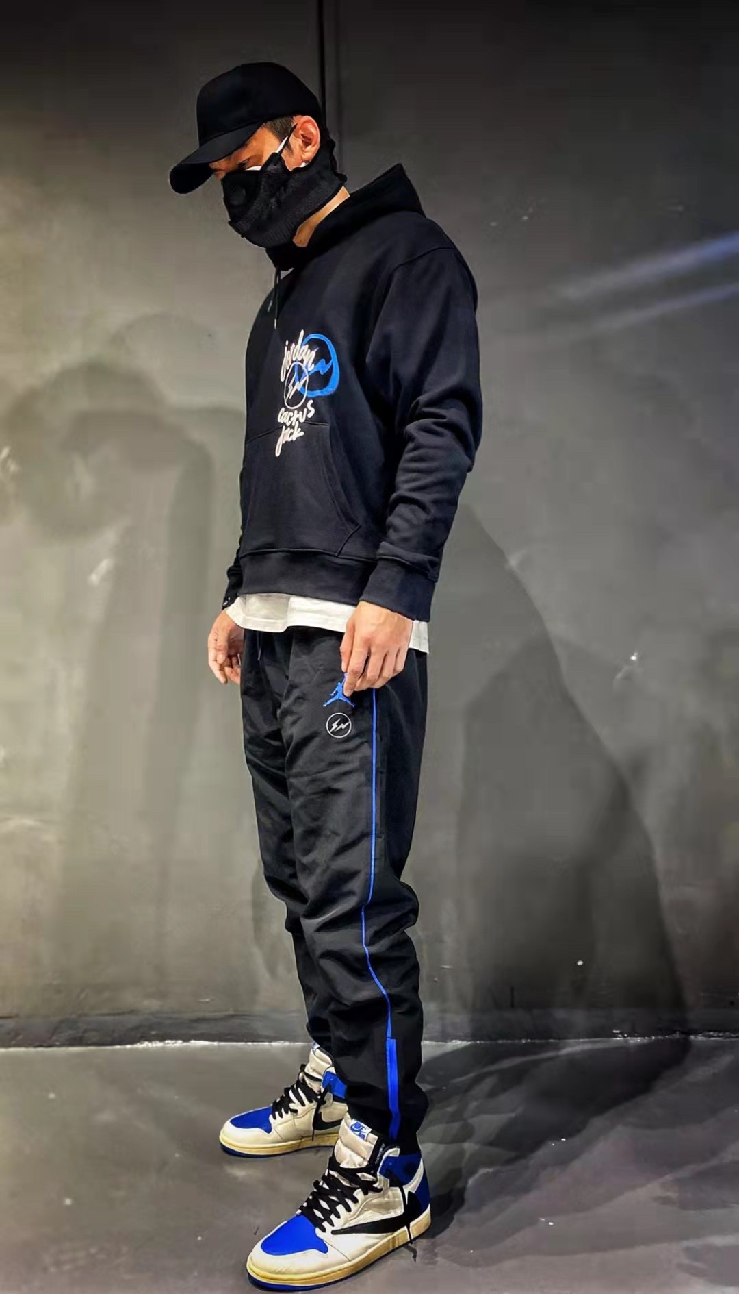 AJ x Travis ScottxFragment Design Triple Joint AJ Portrait Lightning ⚡️Logo Print Hoodie