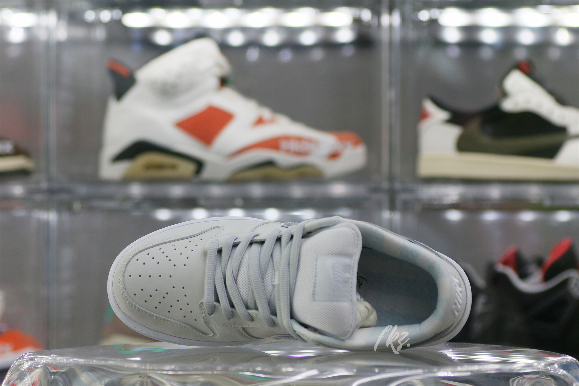 Nike Dunk Low White Lobster (Friends and Family)