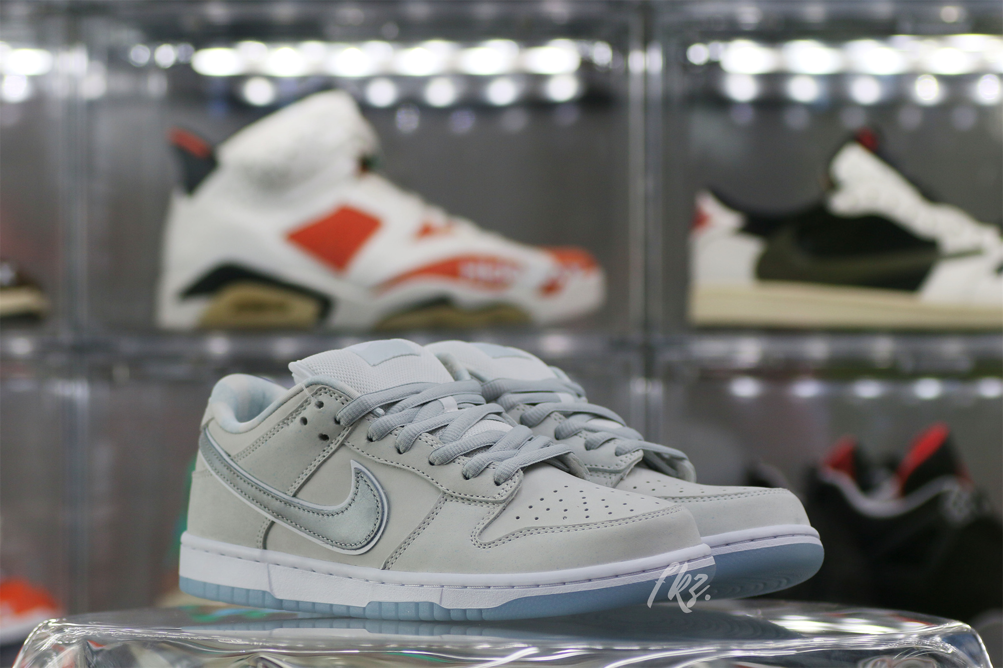 Nike Dunk Low White Lobster (Friends and Family)