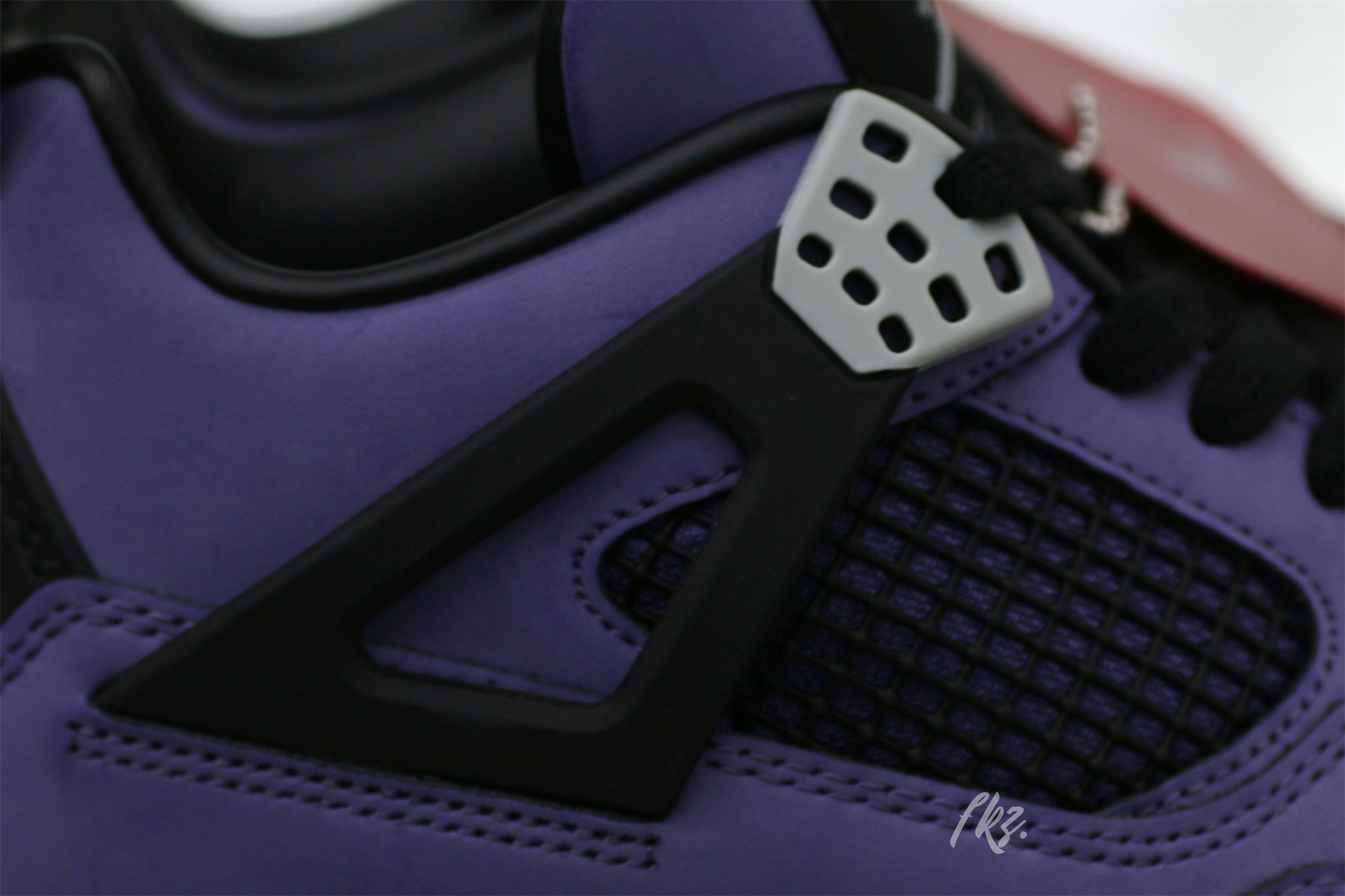Jordan 4 Retro Travis Scott Purple (Friends And Family)