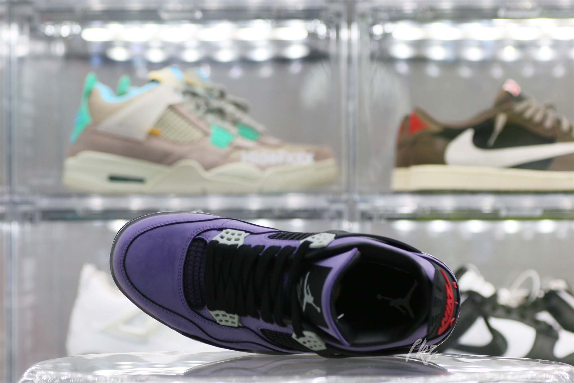 Jordan 4 Retro Travis Scott Purple (Friends And Family)