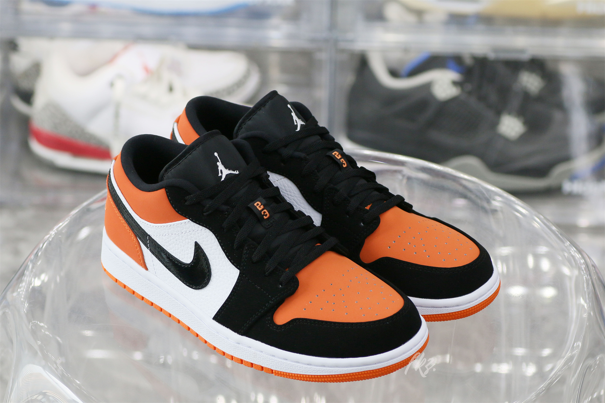 Air Jordan 1 Low Shattered Backboard 2019