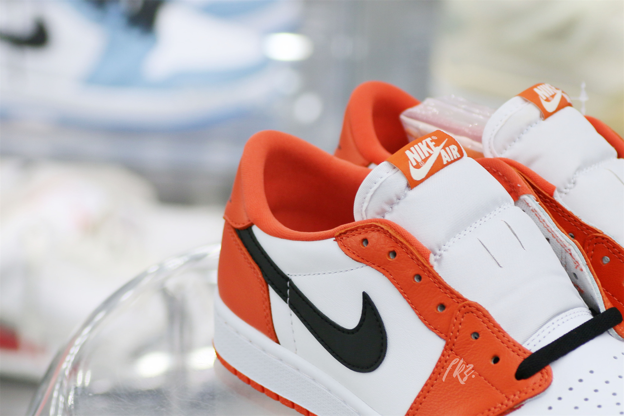 Air Jordan 1 Low Starfish