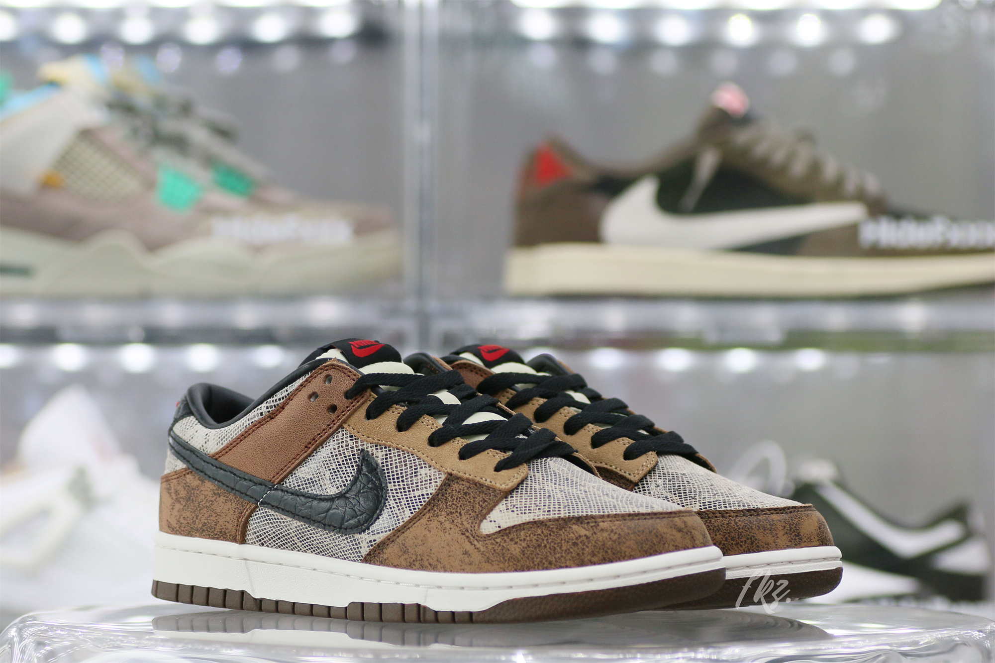 Nike Dunk Low Premium CO.JP Brown Snakeskin