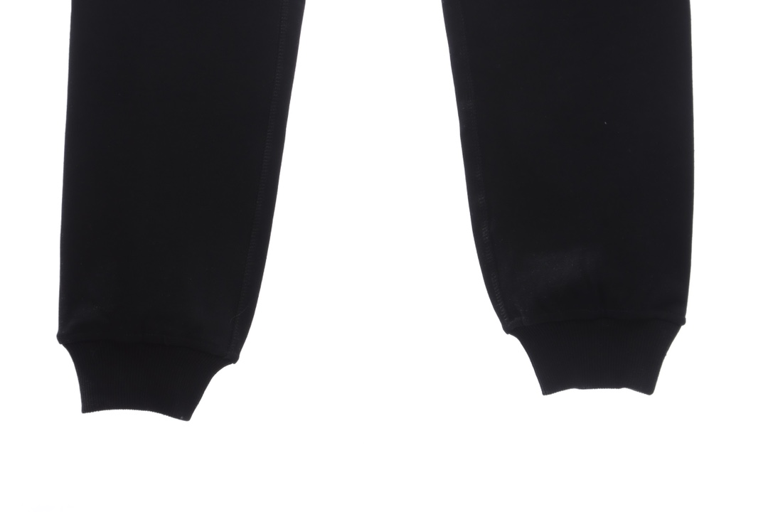 Stone Island One Pocket Basic Badge Sweatpants