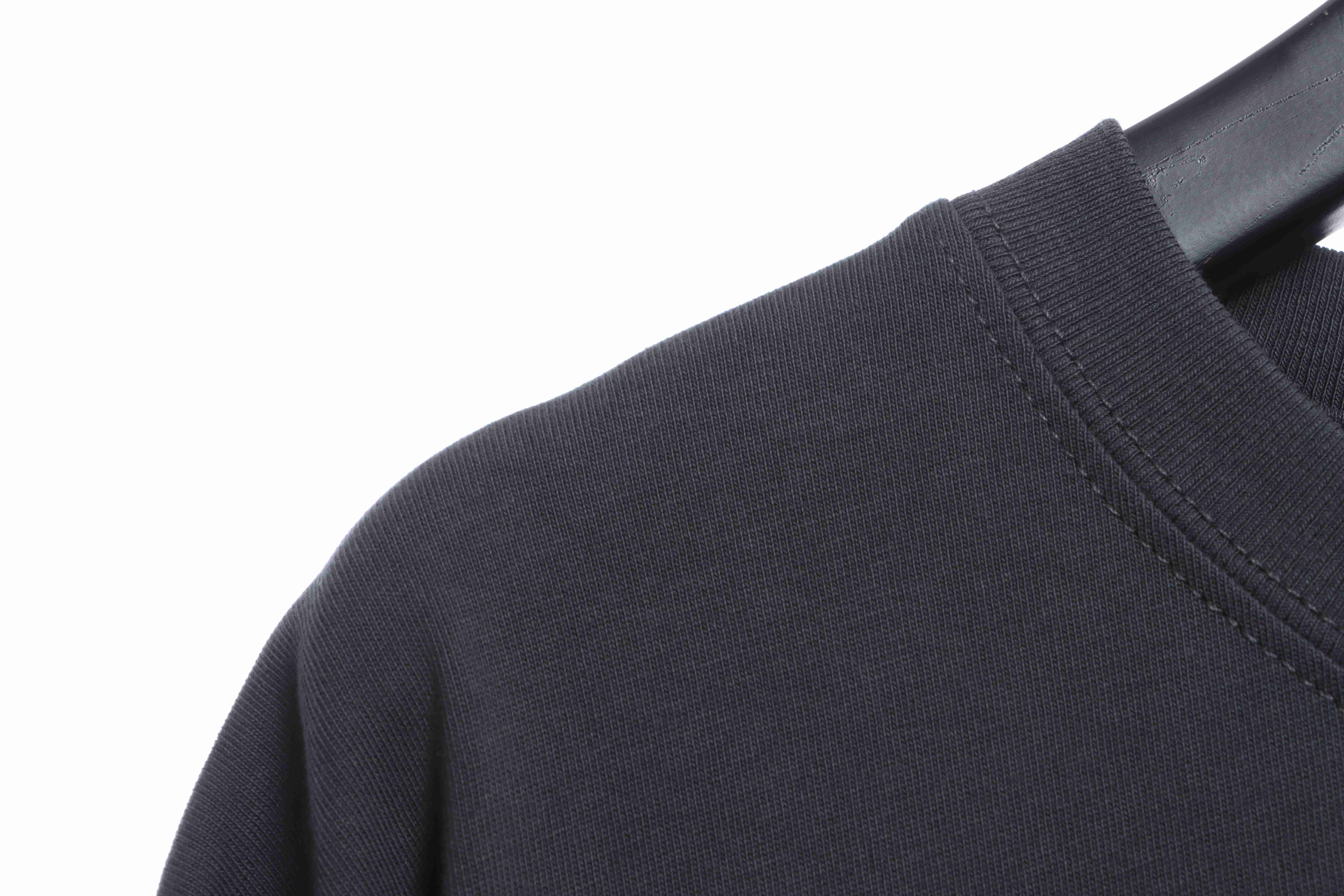 FAR.ARCHIVE White Letter Print Short Sleeve T-Shirt