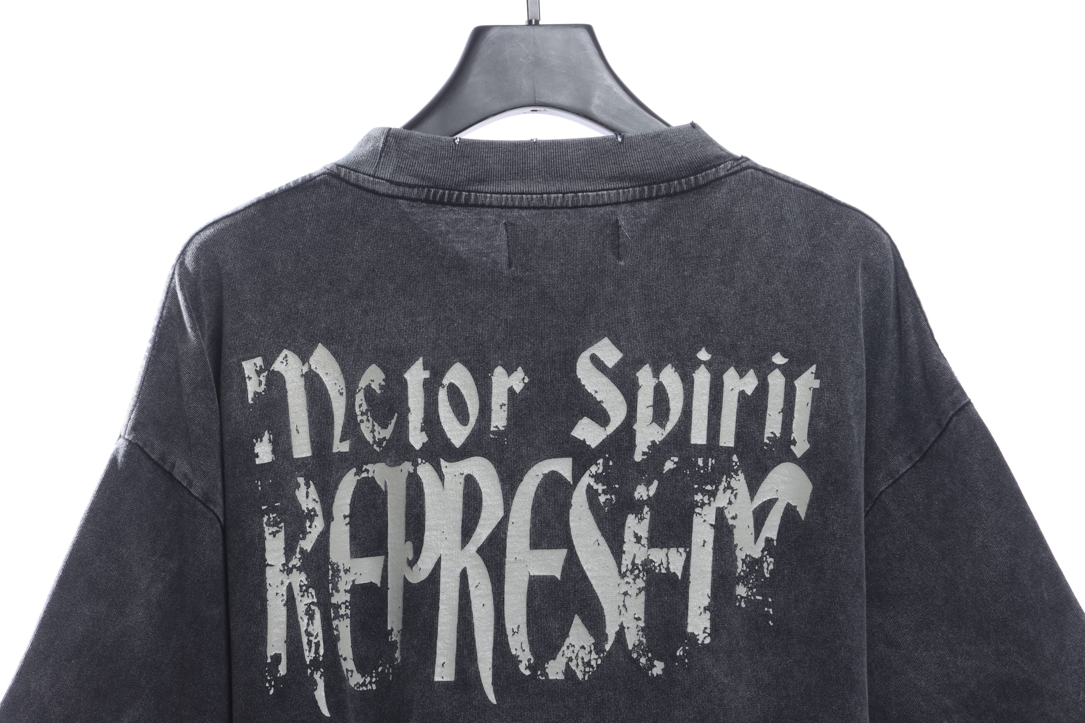 Represent makes old washing letters with short sleeves