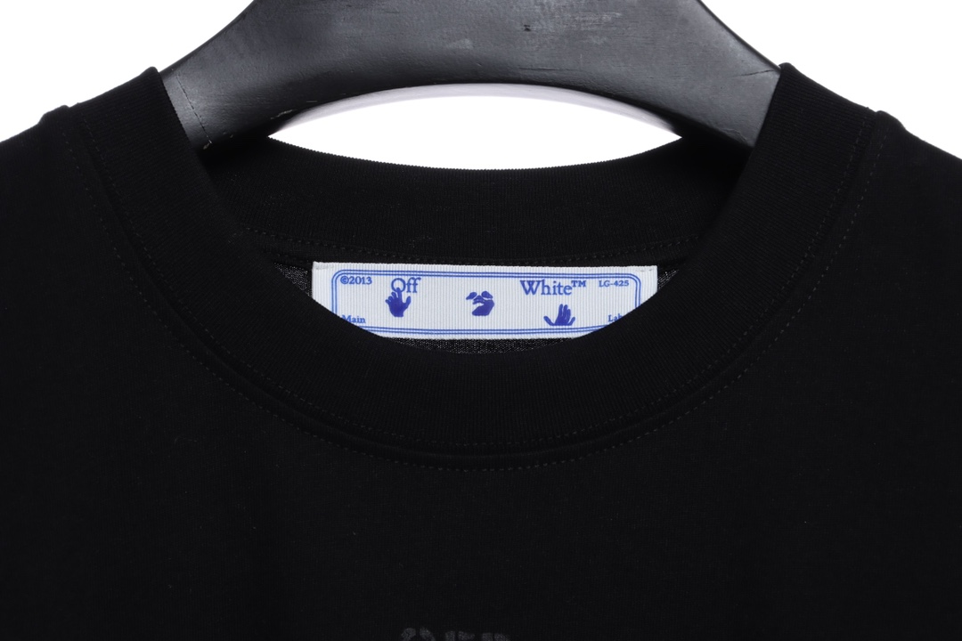 OW overlapping arrowhead pattern printing short sleeves