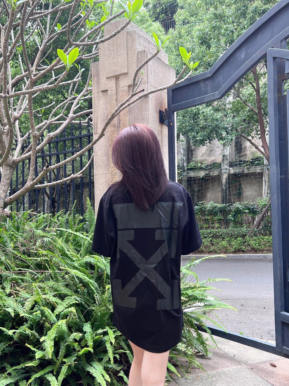 OW overlapping arrowhead pattern printing short sleeves