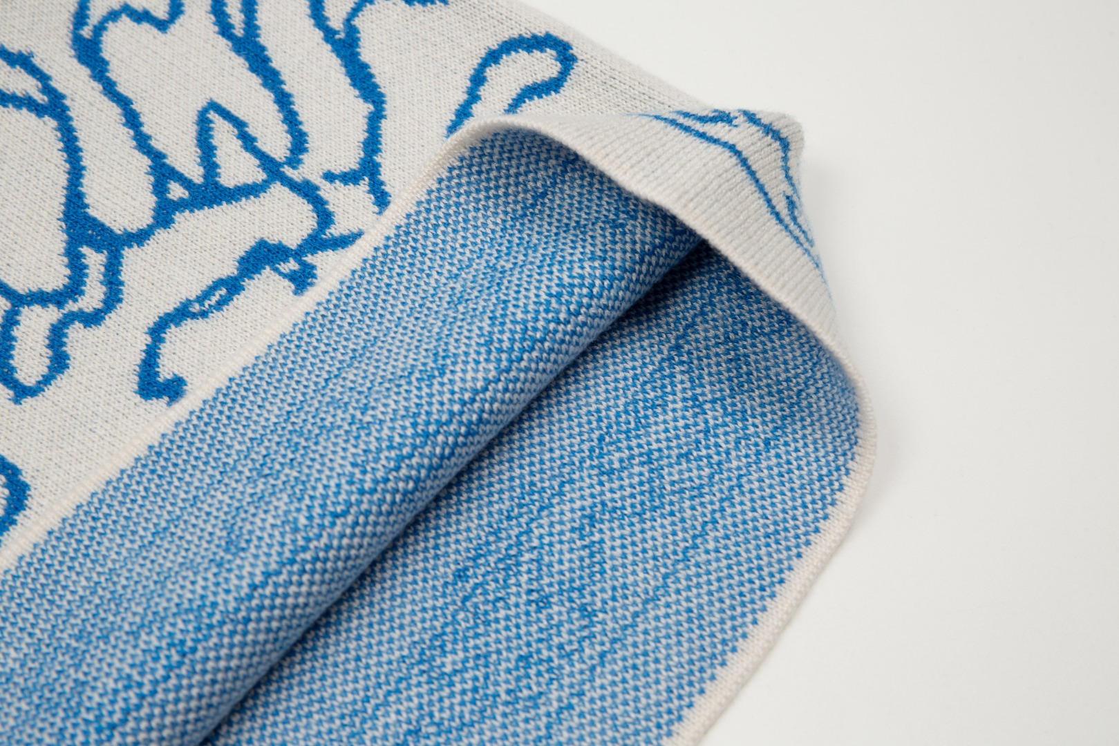 Rhud3 2023ss men’s and women’s identical Danube blue knitted shorts