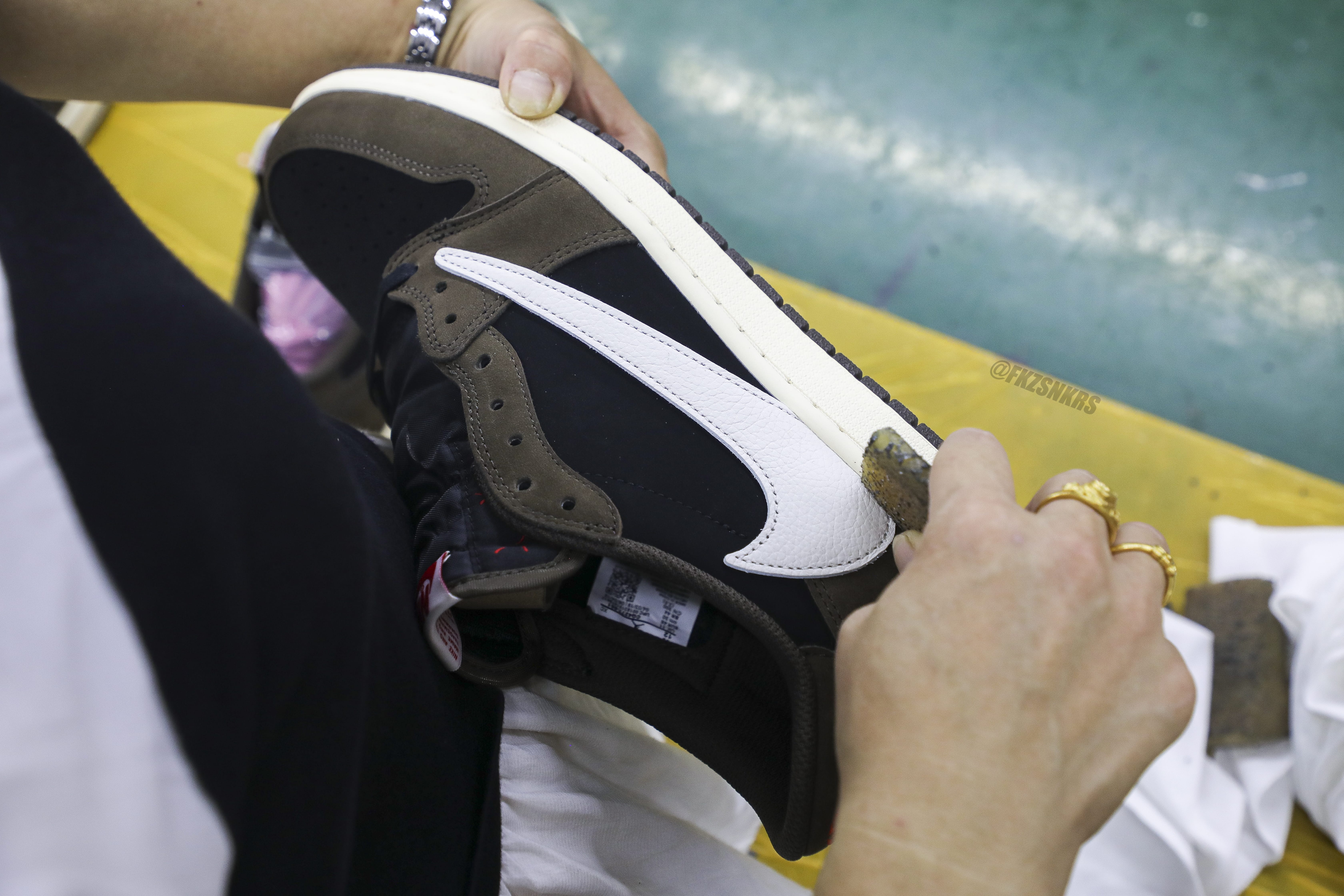 Travis Scott X Air Jordan 1 Low ‘Cactus Jack’ Kid