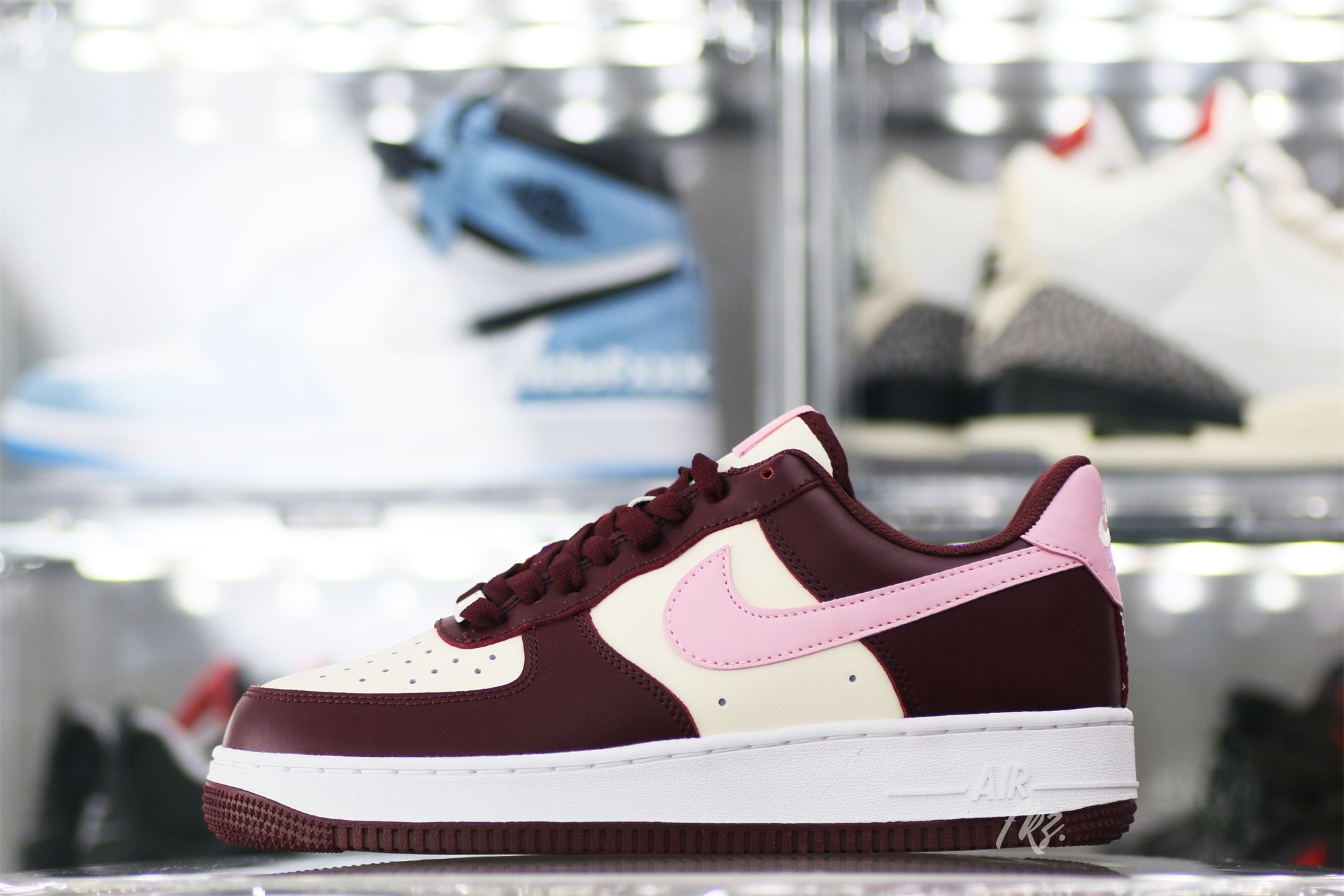 Nike Air Force 1 Low ’07 Valentine’s Day (2023)