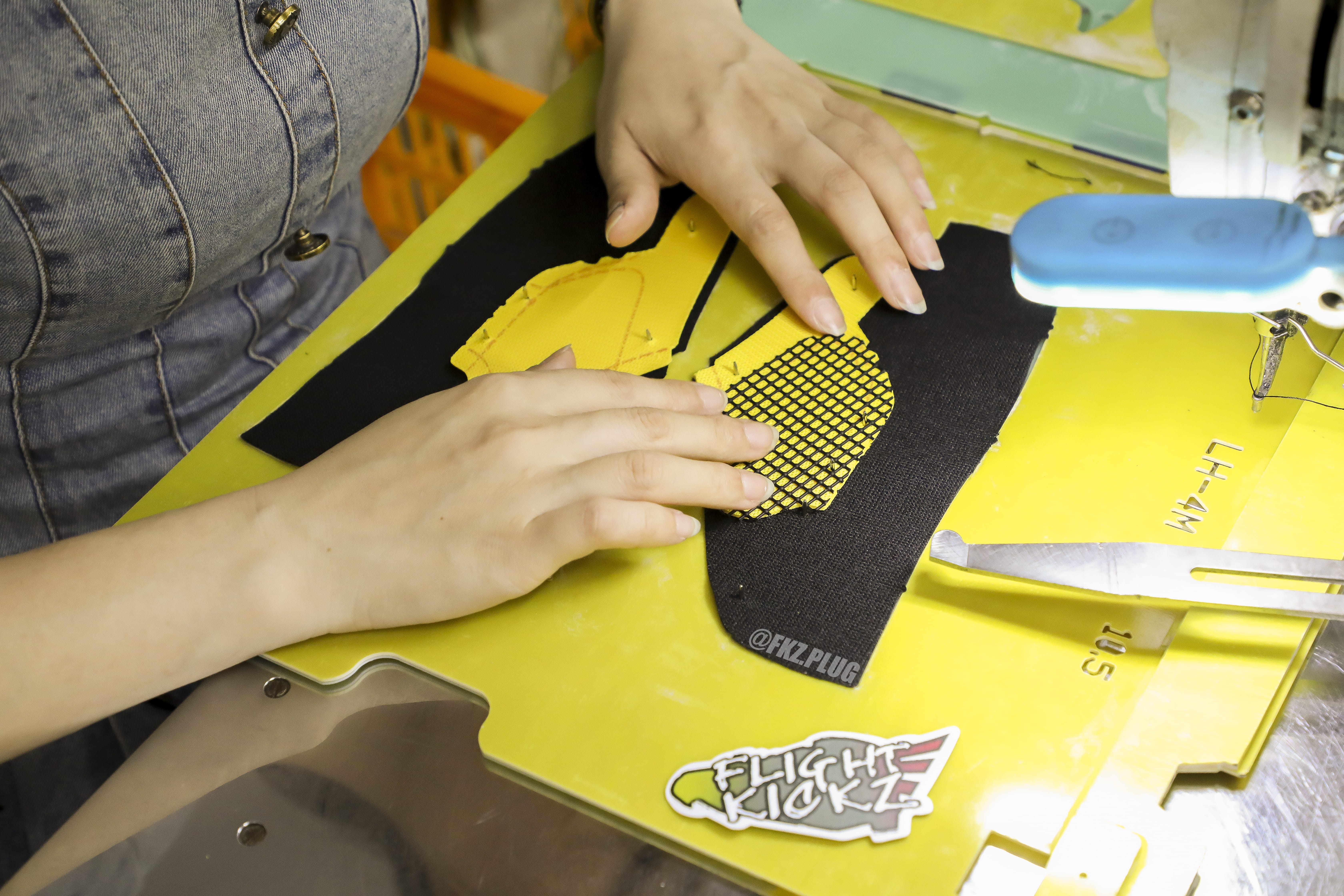 Air Jordan 4 Retro Thunder 2023 (LN5 A1 Batch)