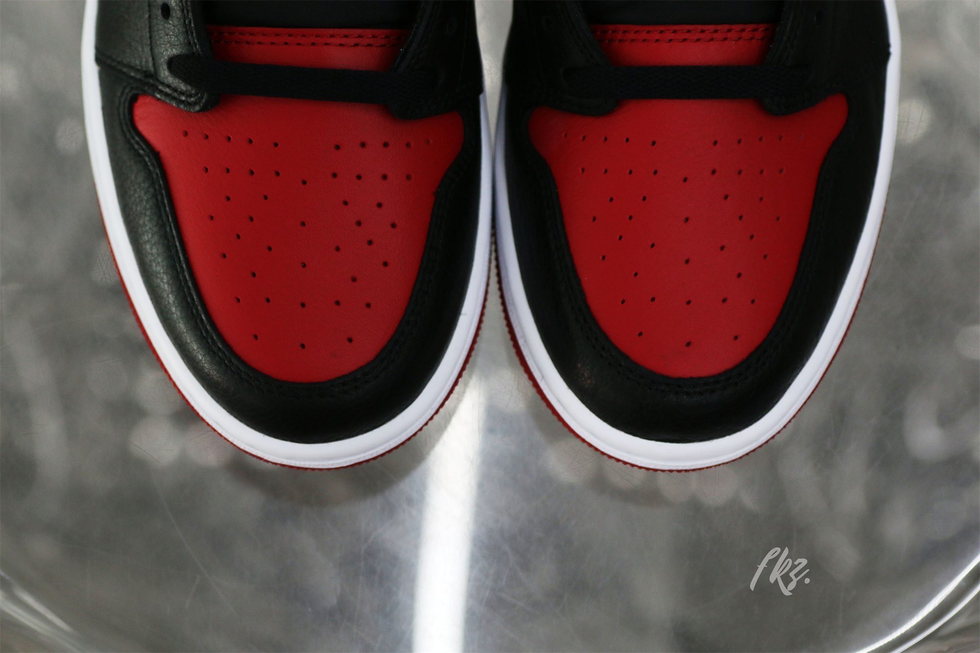 Air Jordan 1 Retro Low OG NC To Chi