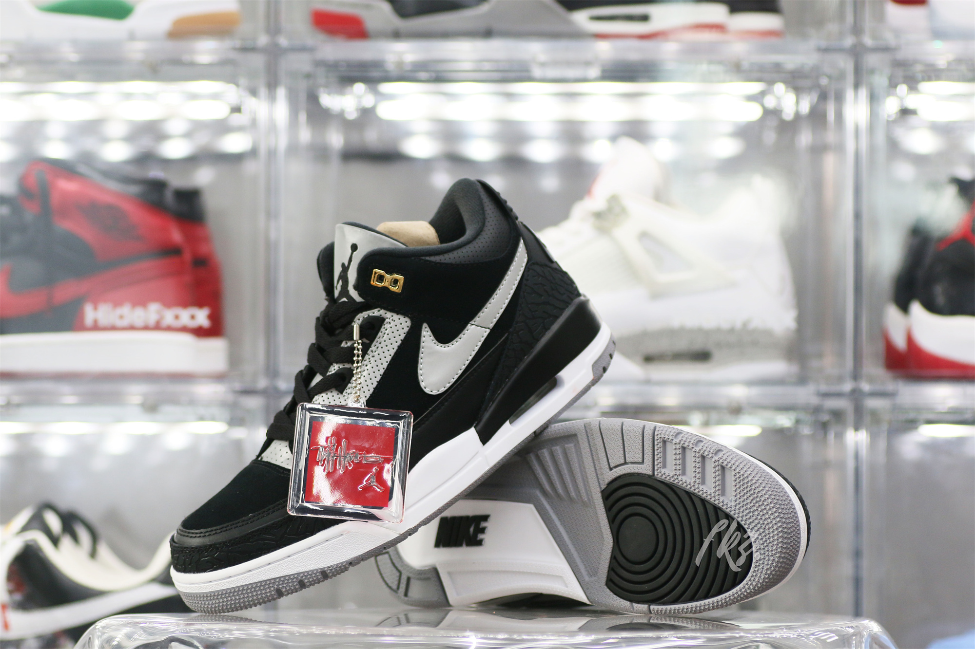 Air Jordan 3 Tinker Hatfield sneakers