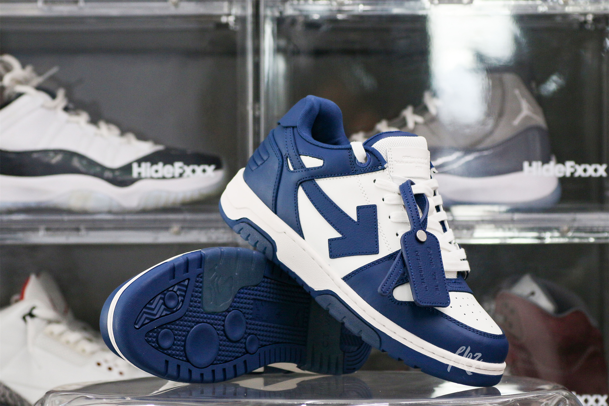 OFF-WHITE White & Navy Out Of Office Sneakers