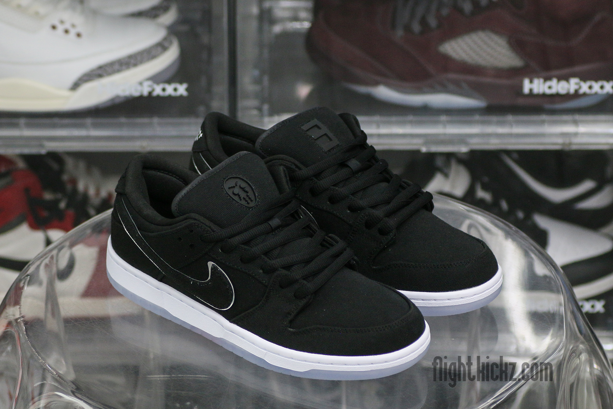 Eminem x Carhartt x Nike SB Dunk Black 2023