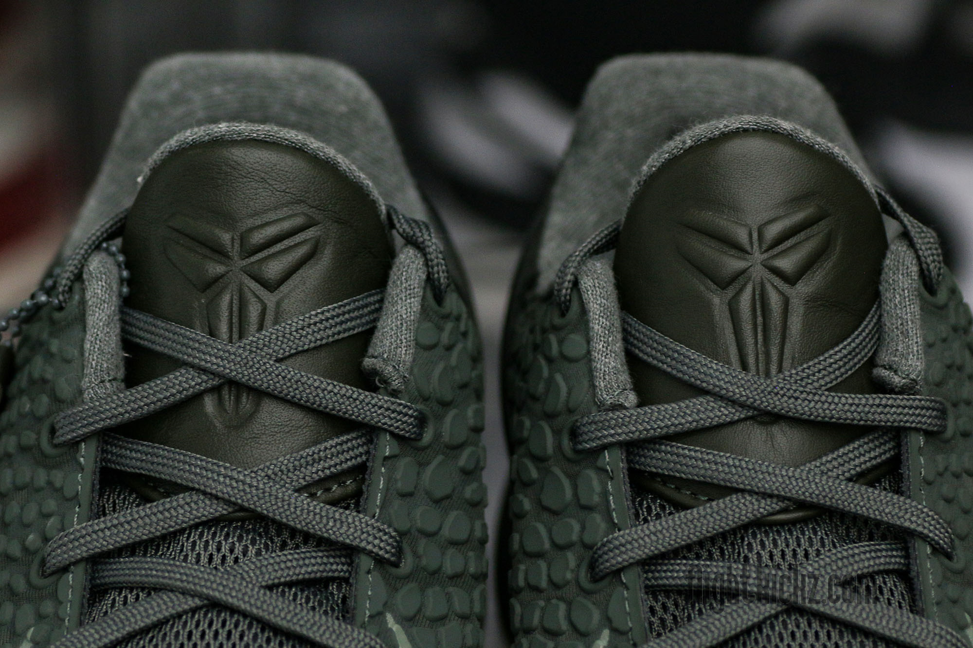 Zoom Kobe 6 Fade To Black 2016(A1 Batch)