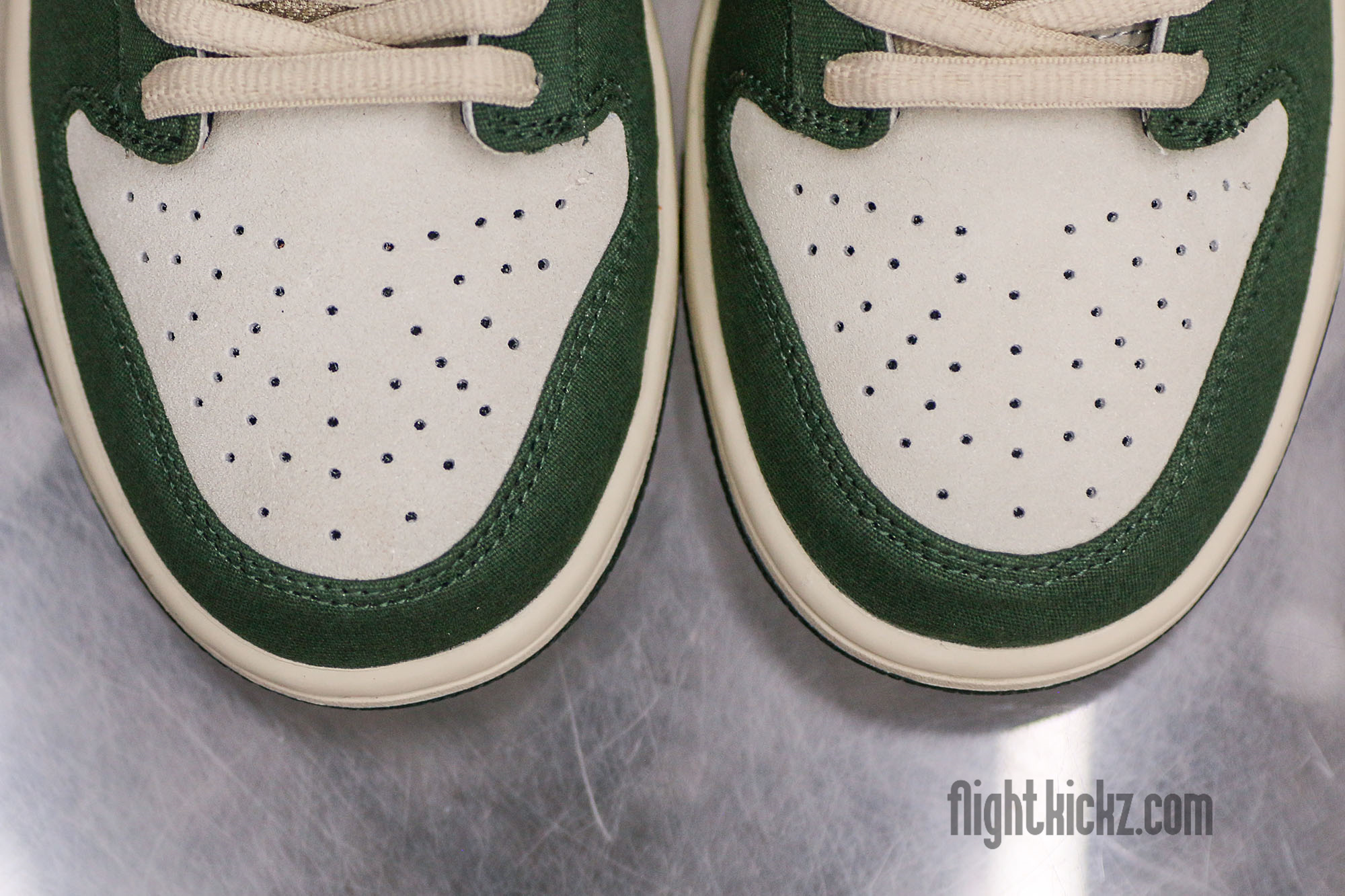 Nike SB Dunk Low Eire