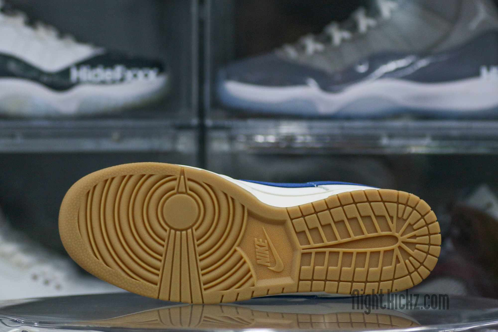 Nike Dunk Low SE Sail Dark Marina Blue