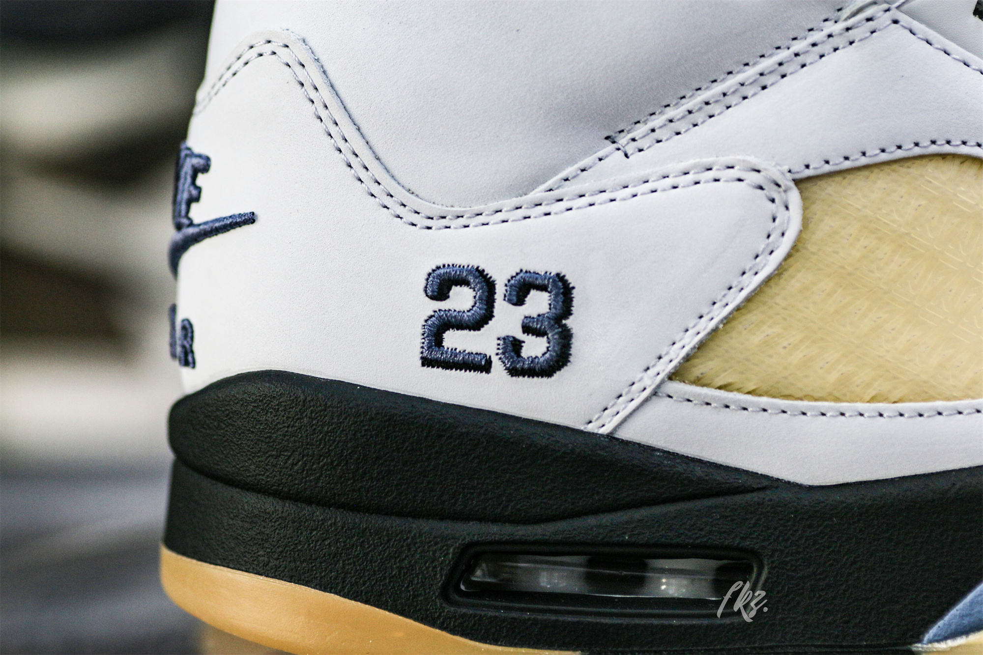 A Ma Maniere Air Jordan 5 SP Photon Dust/Diffused Blue WMS(LN5 A1)