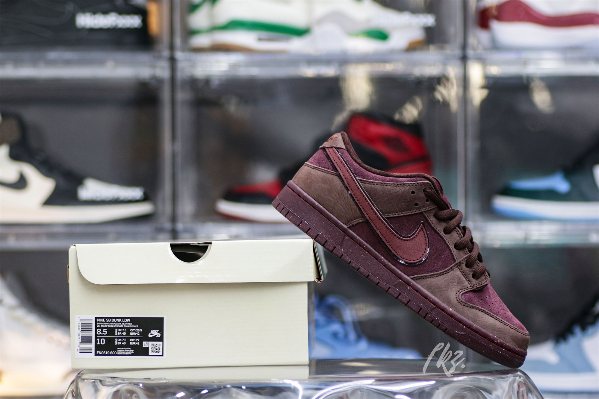 Nike SB Dunk Low Premium “Valentine’s Day”(2024)