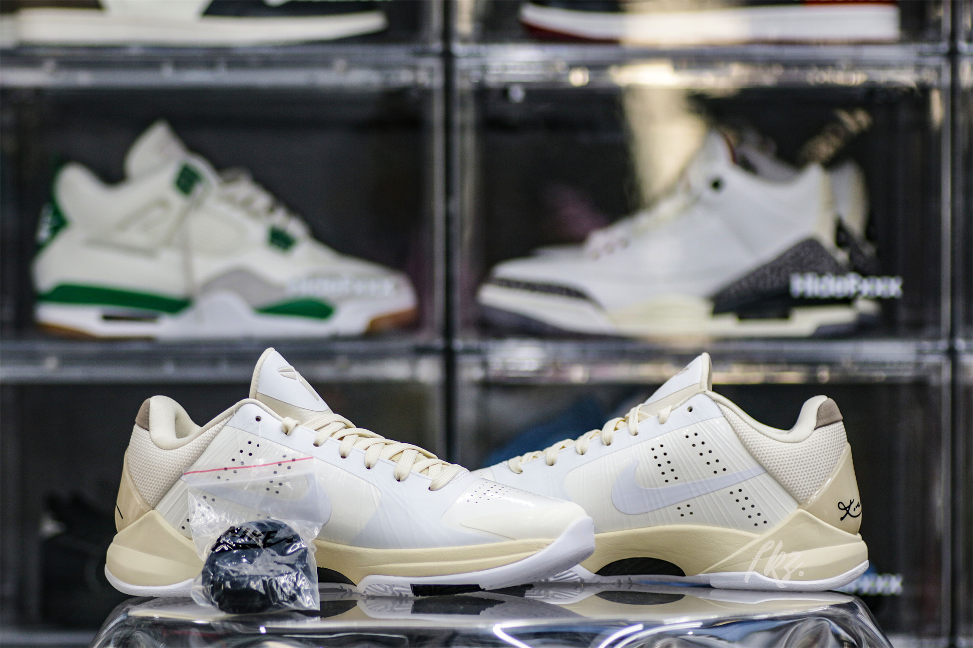 Off White x Nike Zoom Kobe 5 Custom Shoes(A1 Batch)